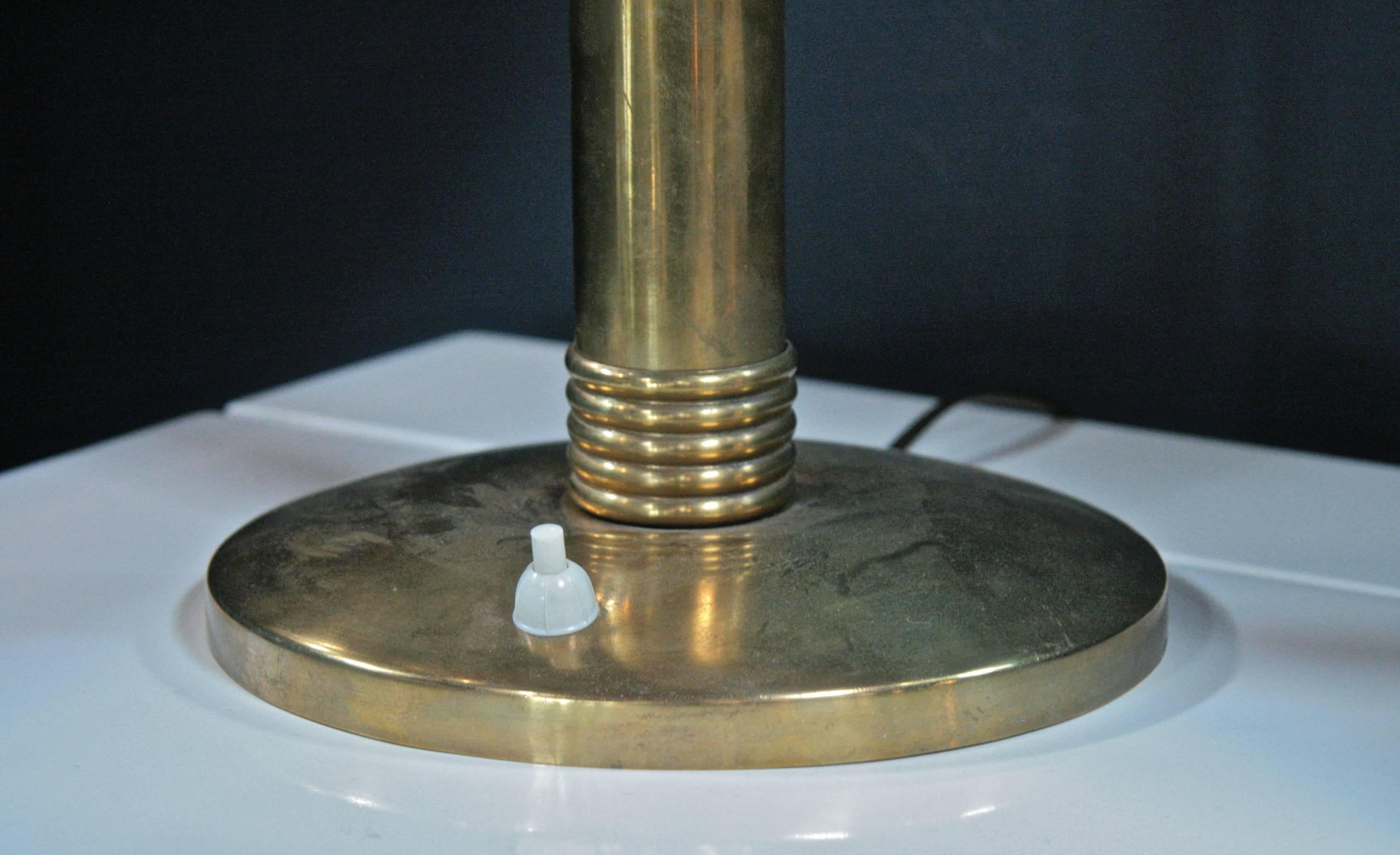 Italian Brass Table Lamp In Good Condition In Los Angeles, CA