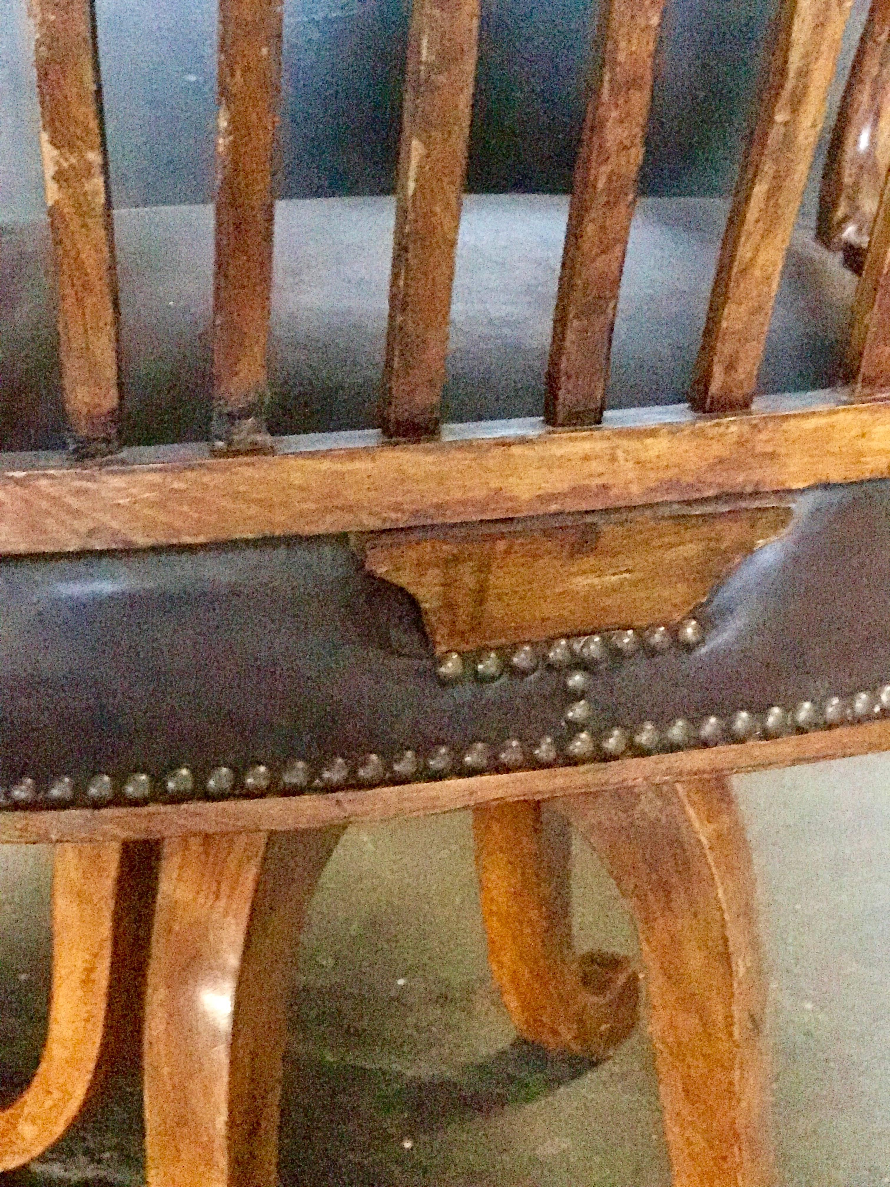 French 19th Century Walnut and Leather Swivel Office Chair 3