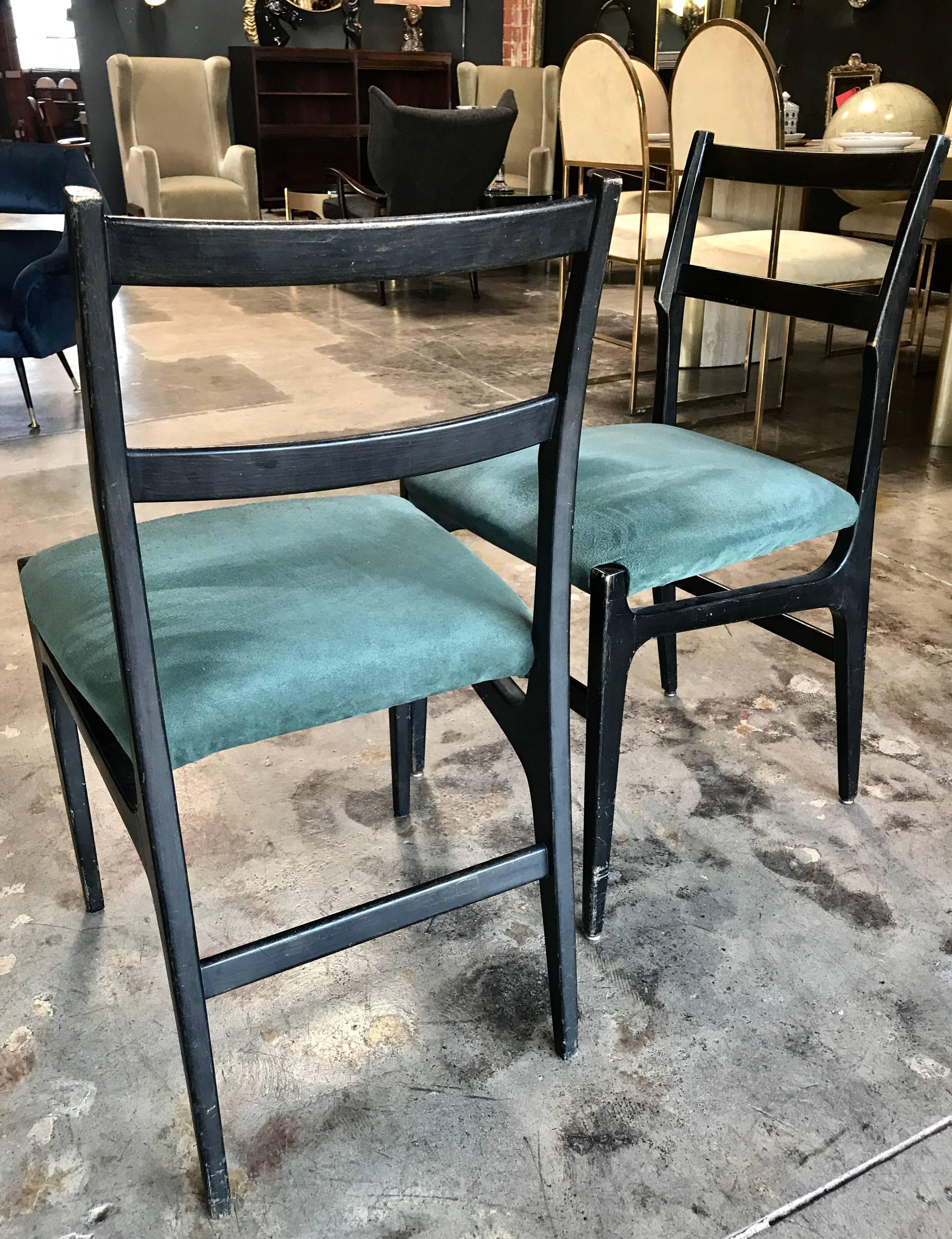 Mid-20th Century Pair of Gio Ponti Leggera Dining Chairs