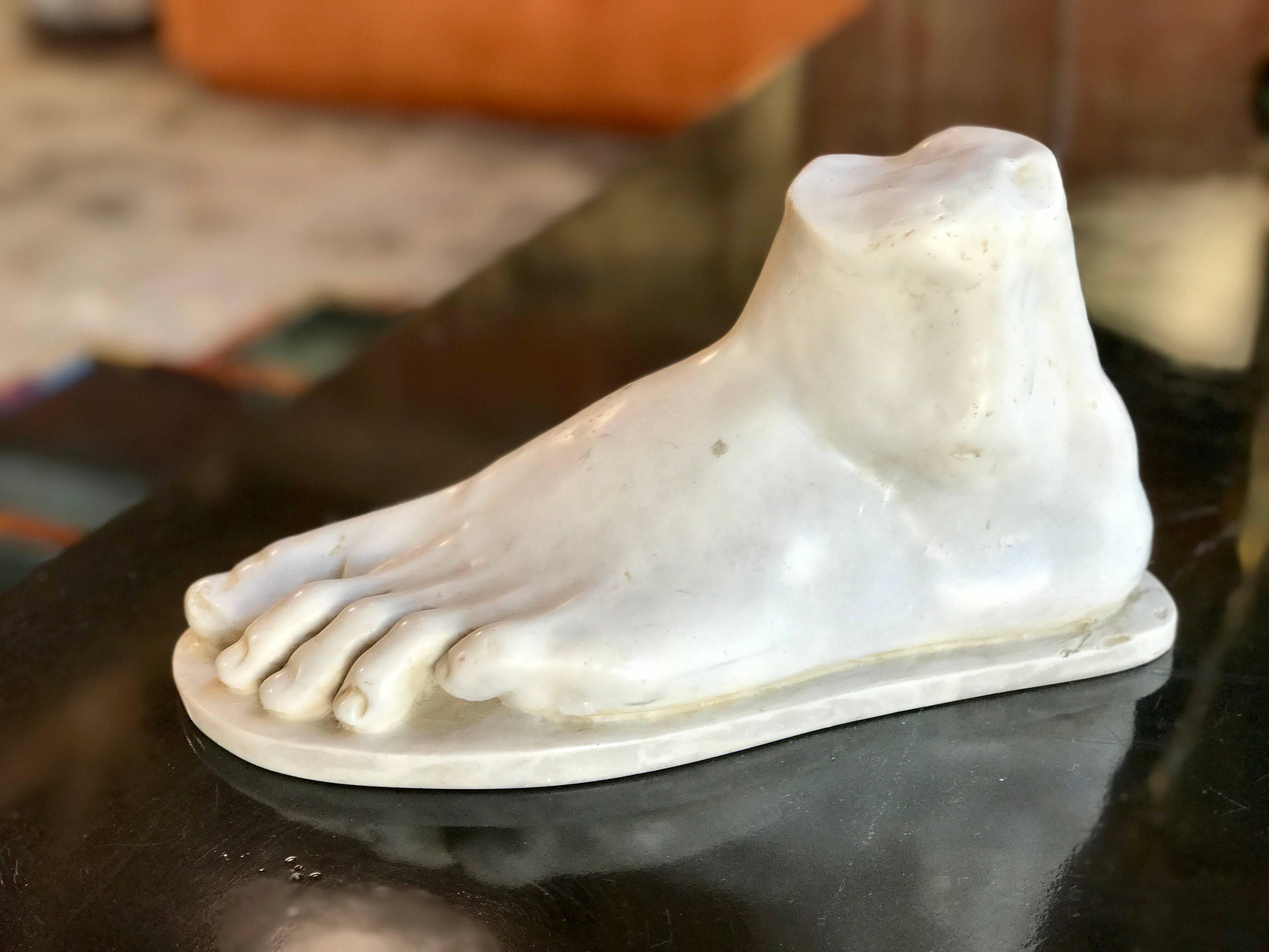 Italian foot sculptures from 1960s.