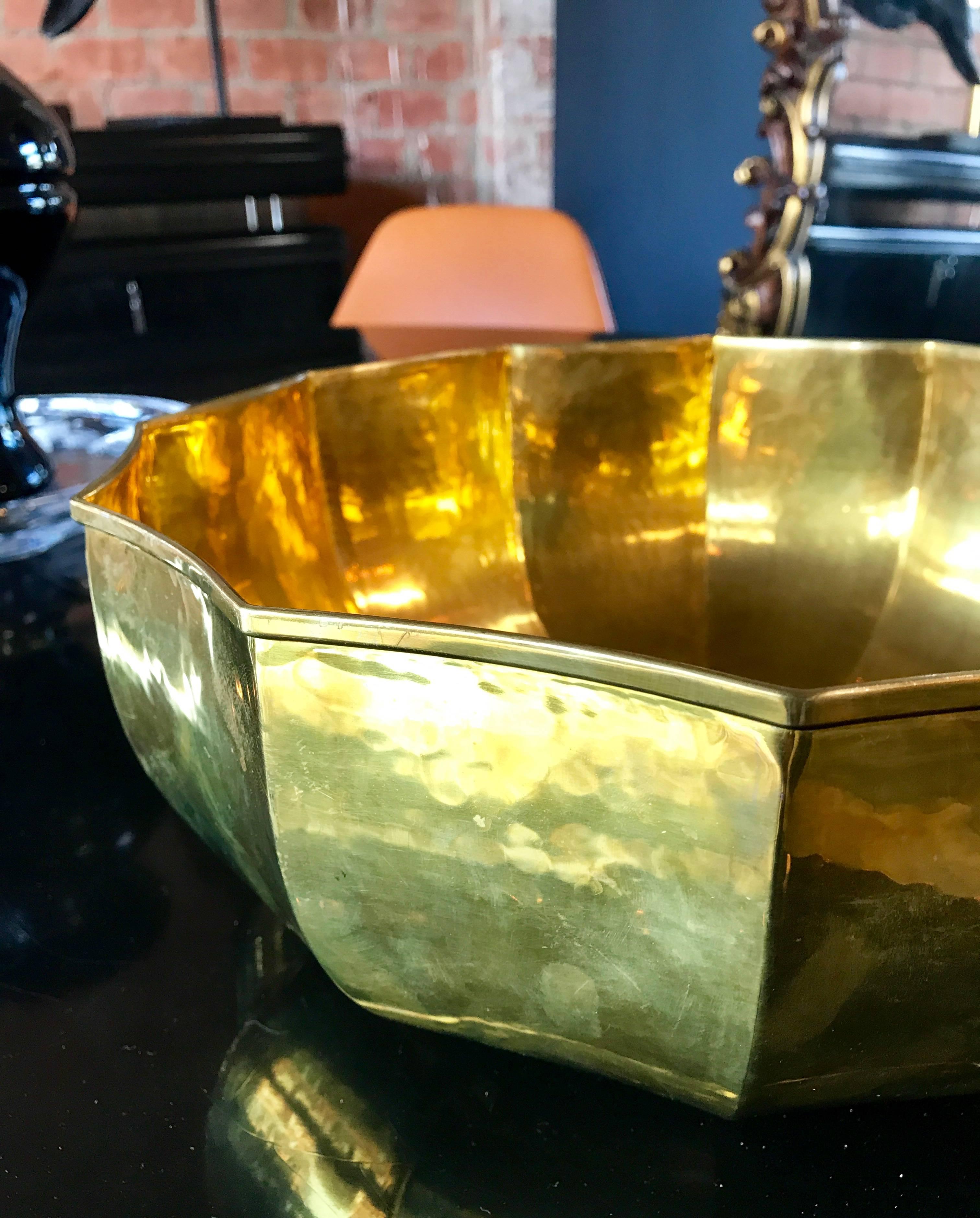 Mid-20th Century 1960s Italian Stunning Brass Bowl