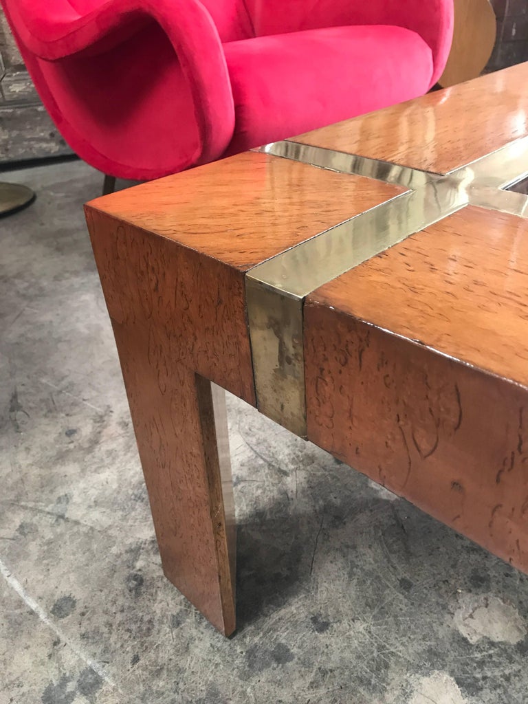 Italian Coffee Table in Burl Veneer, 1970s For Sale at 1stDibs