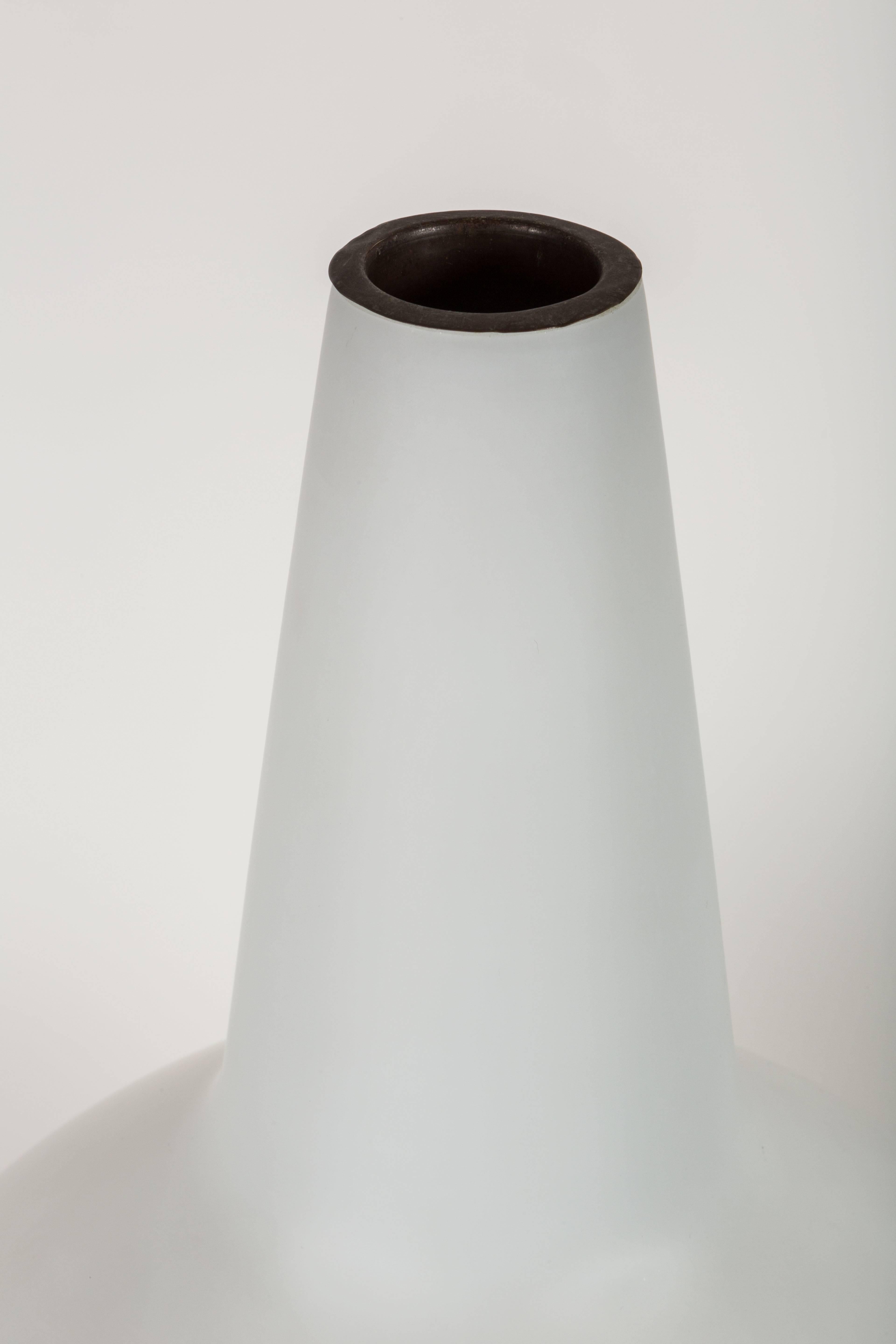 Opaline Glass Pair of Fontana Arte Vase Lamps