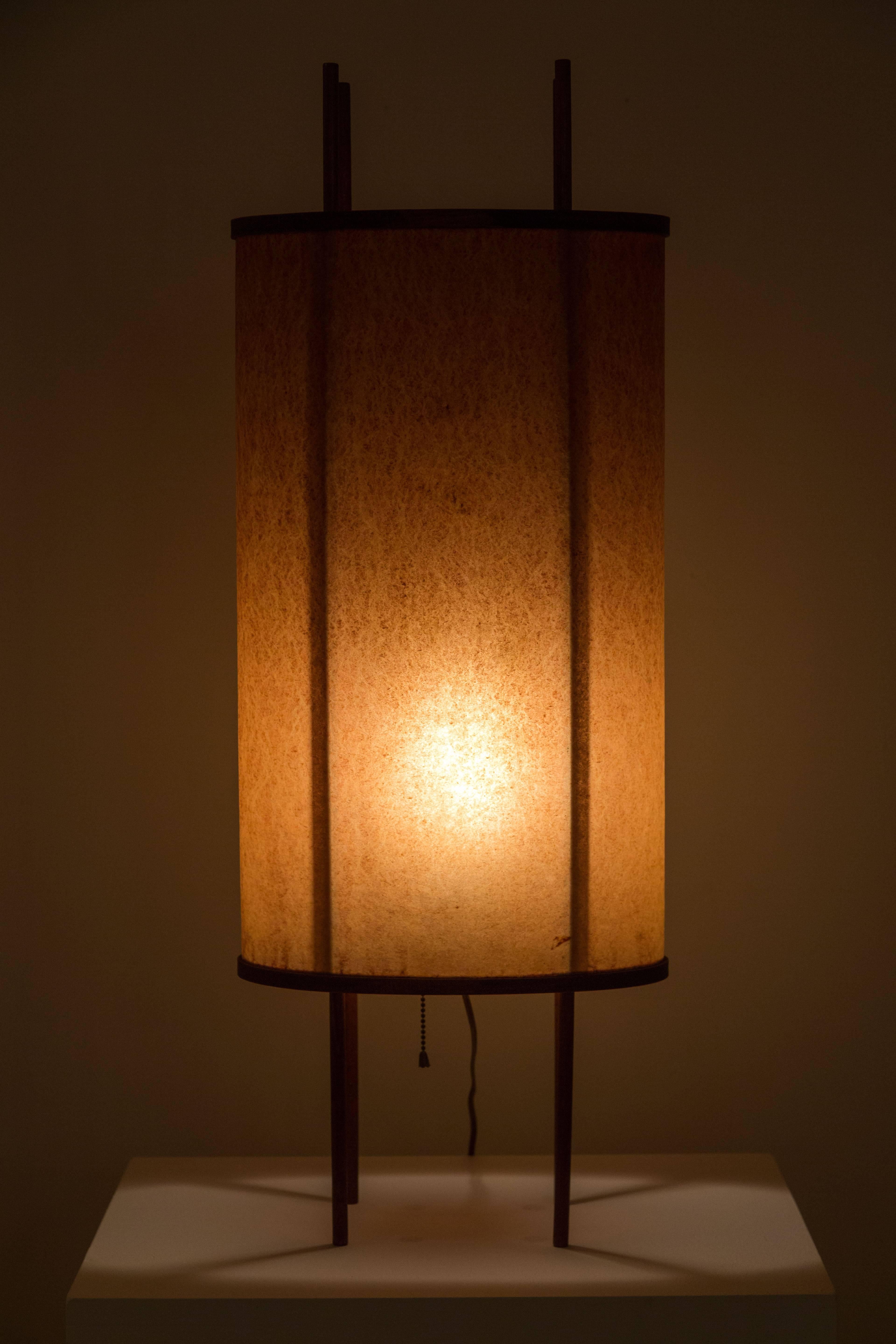 Japanese Modernist Table Lamp In Excellent Condition In Los Angeles, CA