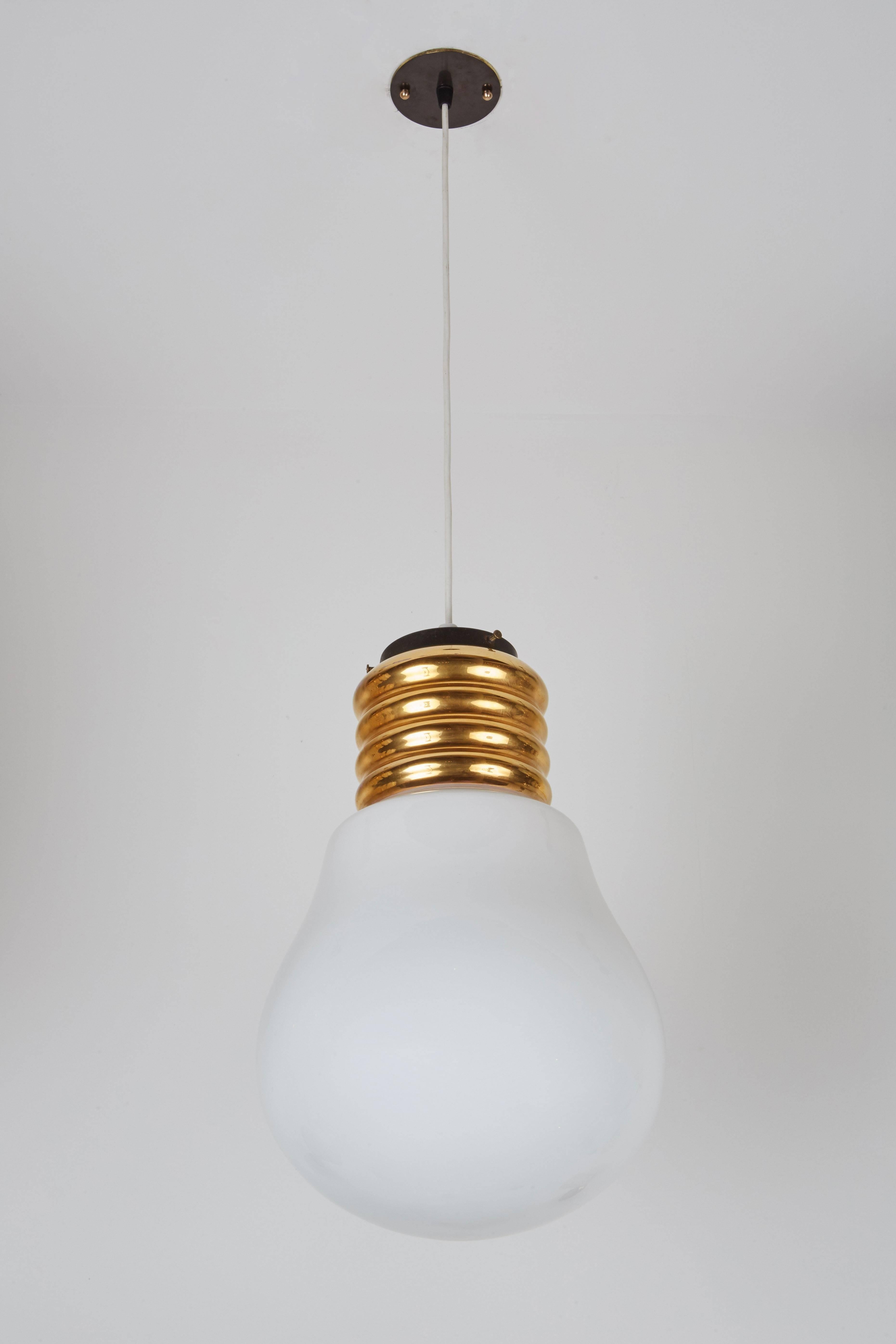 light bulb shaped pendant light