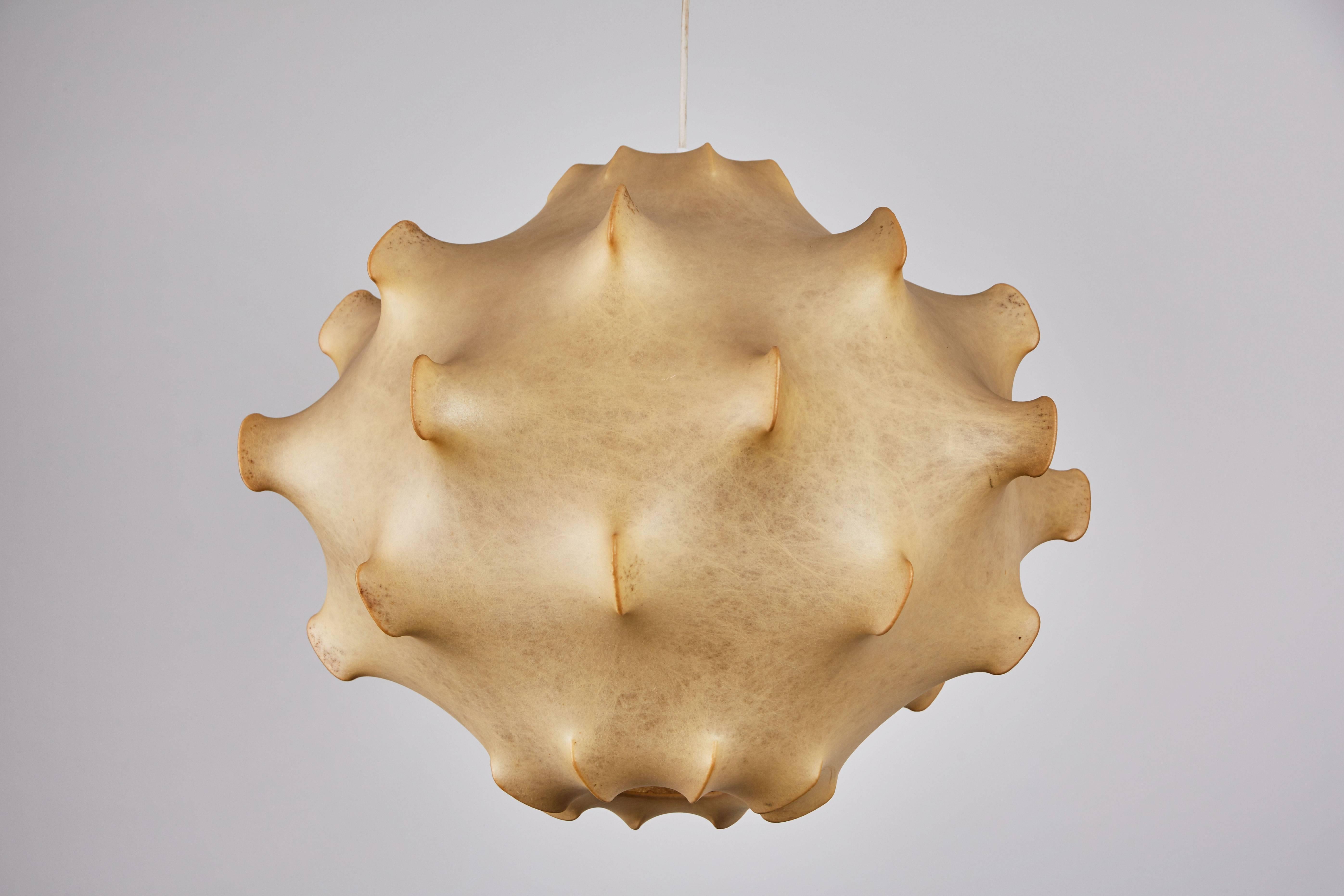 Mid-20th Century Achille and Pier Giacomo Castiglioni Taraxacum Pendant Light