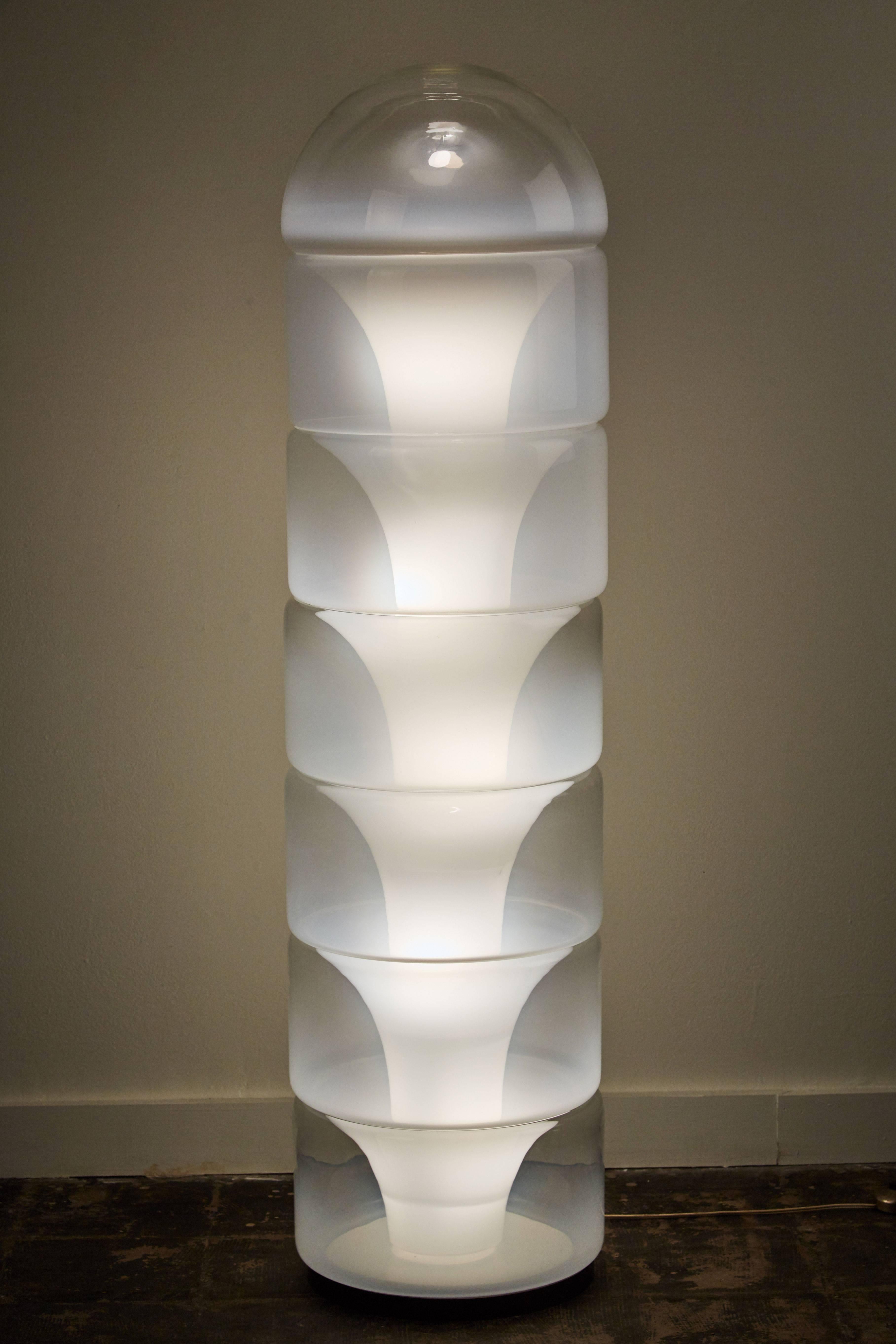 Mid-Century Modern Sfumato  LT316 Floor Lamp by Carlo Nason for Mazzega