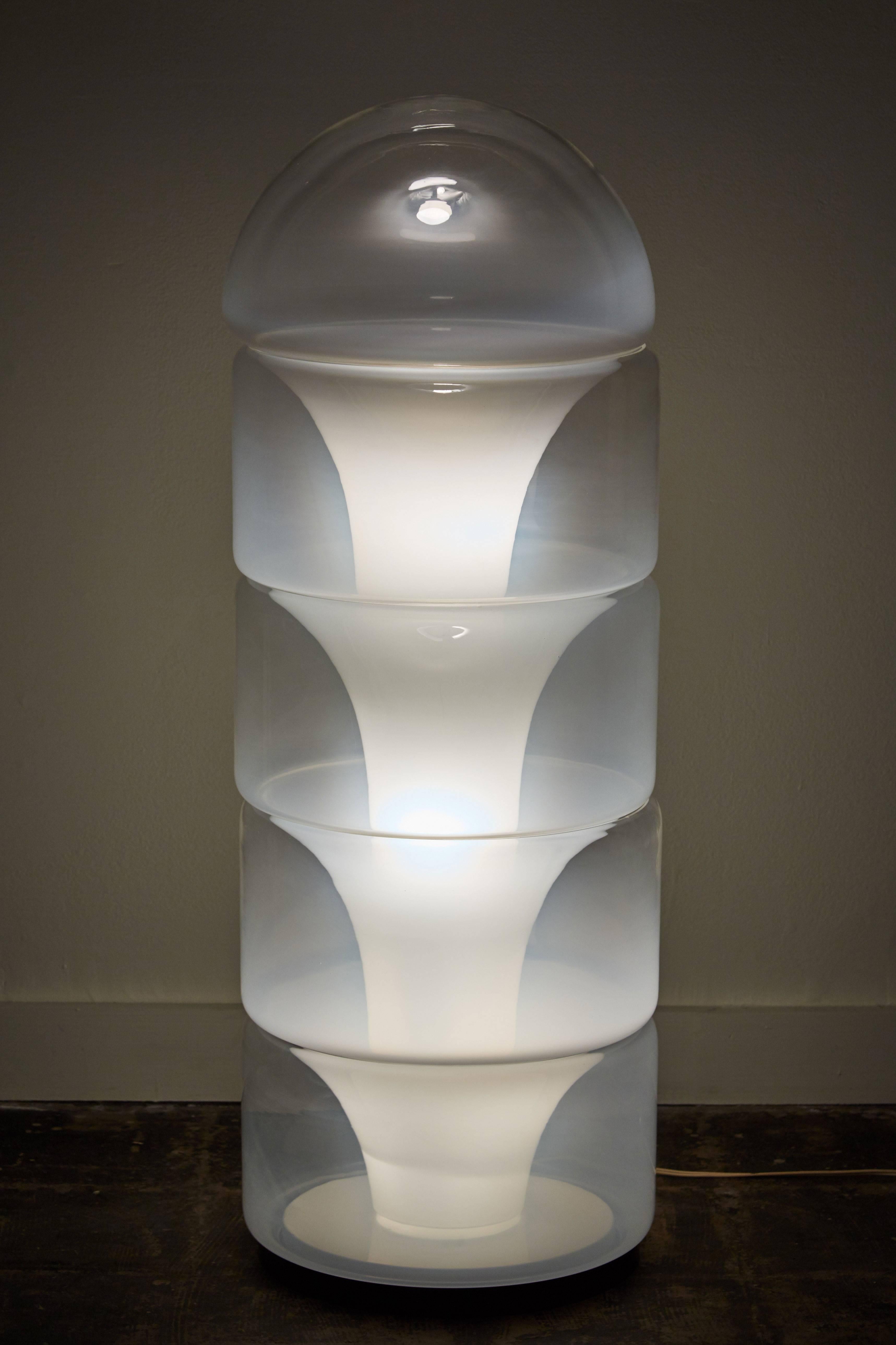 Mid-Century Modern Sfumato  LT316 Floor Lamp by Carlo Nason for Mazzega