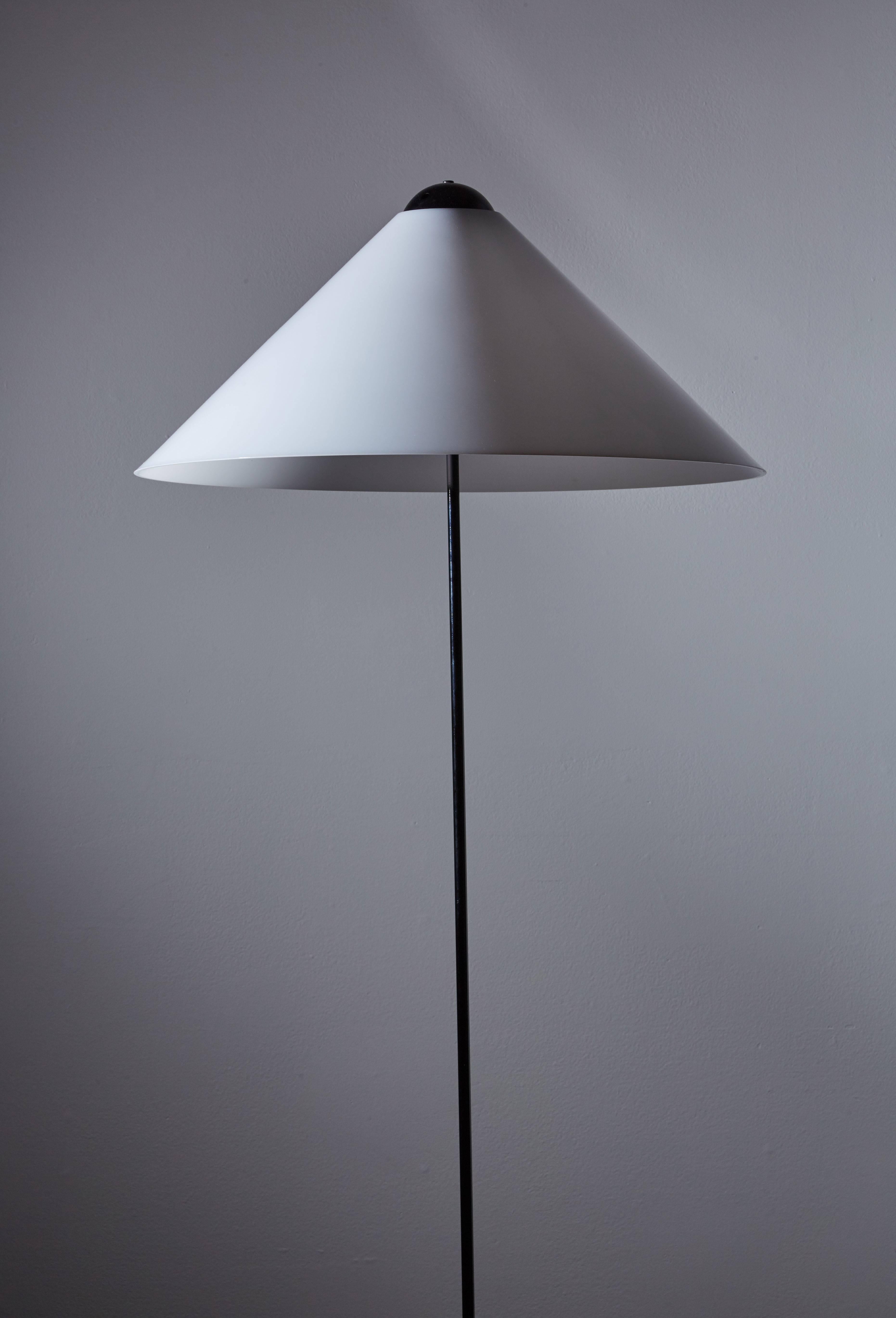 Italian Rare Snow Floor Lamp by Vico Magistretti for O-luce For Sale