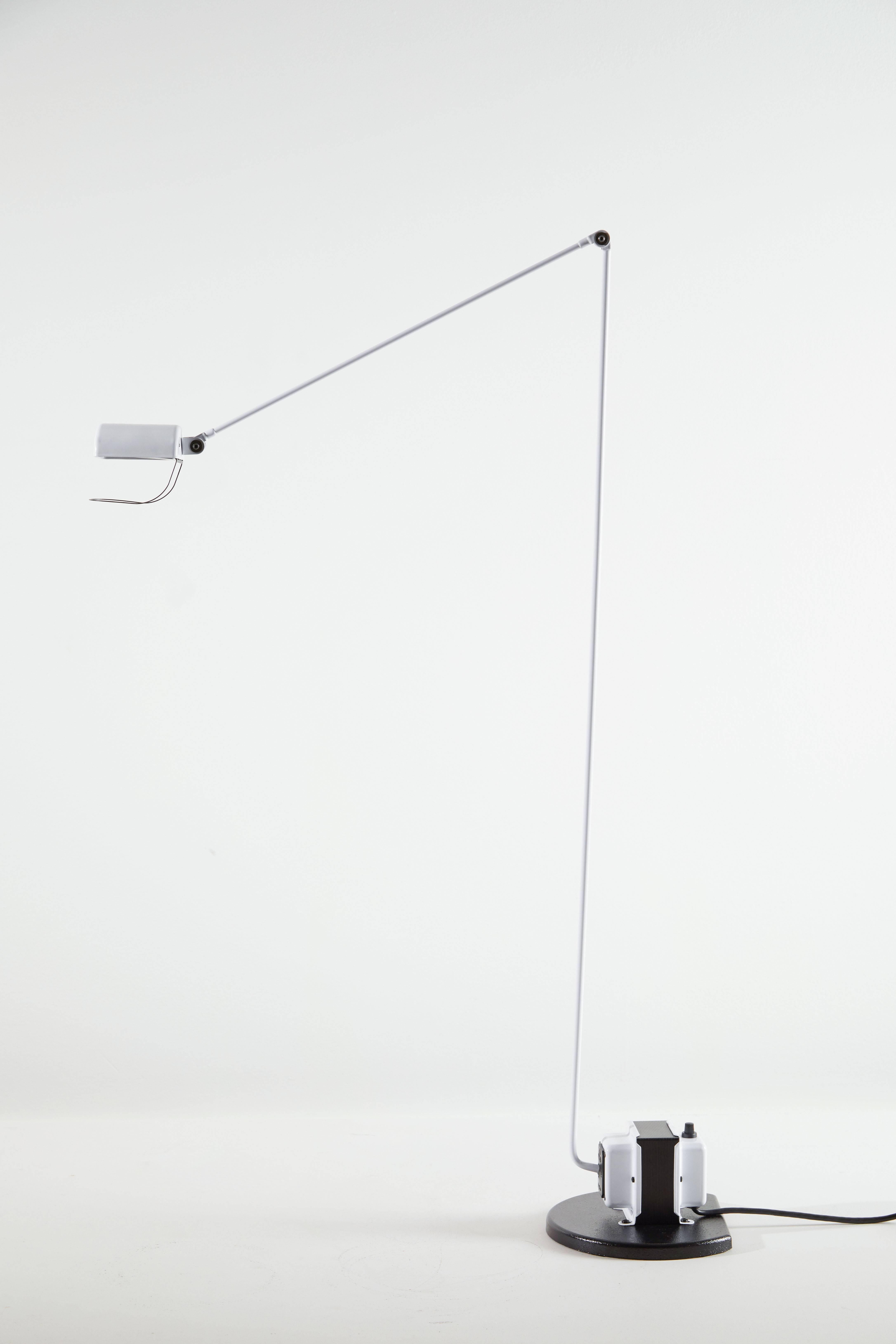 Brossé Lampadaire Daphine Terra de Tommaso Cimini