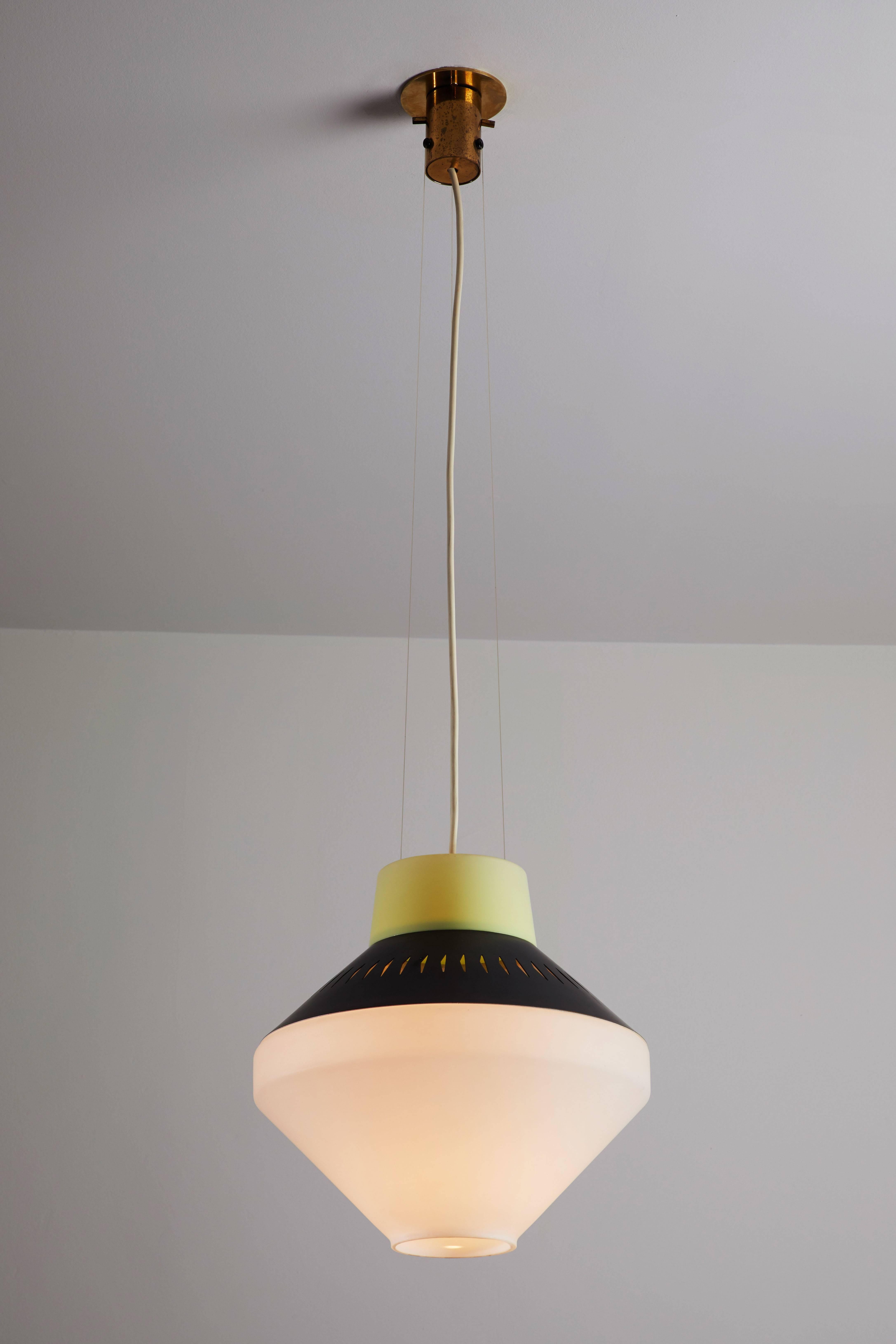 Painted metal and opaline glass pendant manufactured by Stilnovo in Italy, circa 1940s. Brass canopy. Wired for US junction boxes. Nylon cord. Overall drop can be adjusted. Takes one E27 100w maximum bulb.
