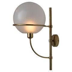 Sconce singole modello 160 'Lyndon' di Vico Magistretti per Oluce