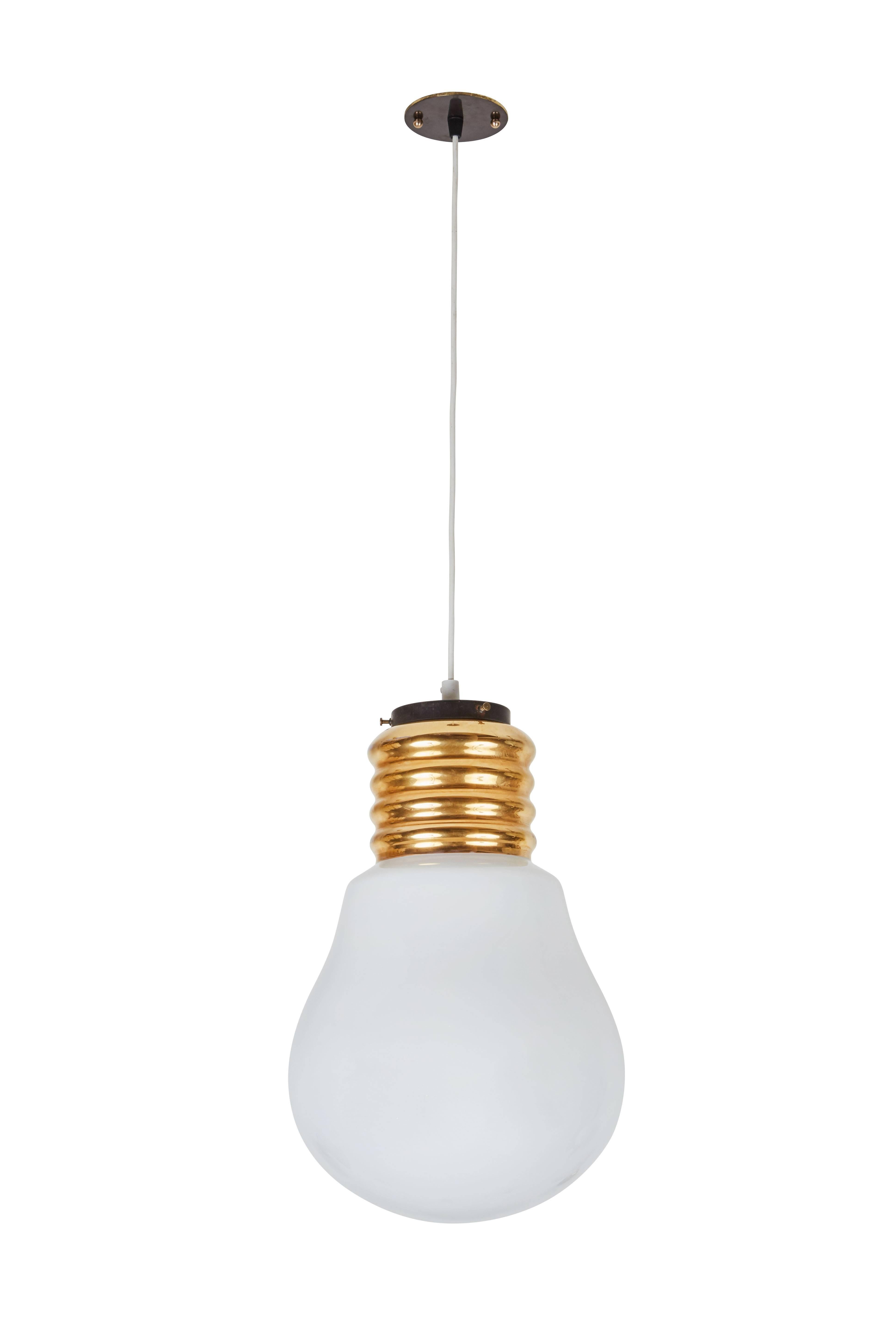 Bulb-shaped pendant with opal glass shade and painted glass shade holder. Designed in 1966 by Ingo Maurer. Manufactured for M Design. The overall drop can be adjusted. Wired for US junction boxes. Requires one E27 100w maximum bulb.
