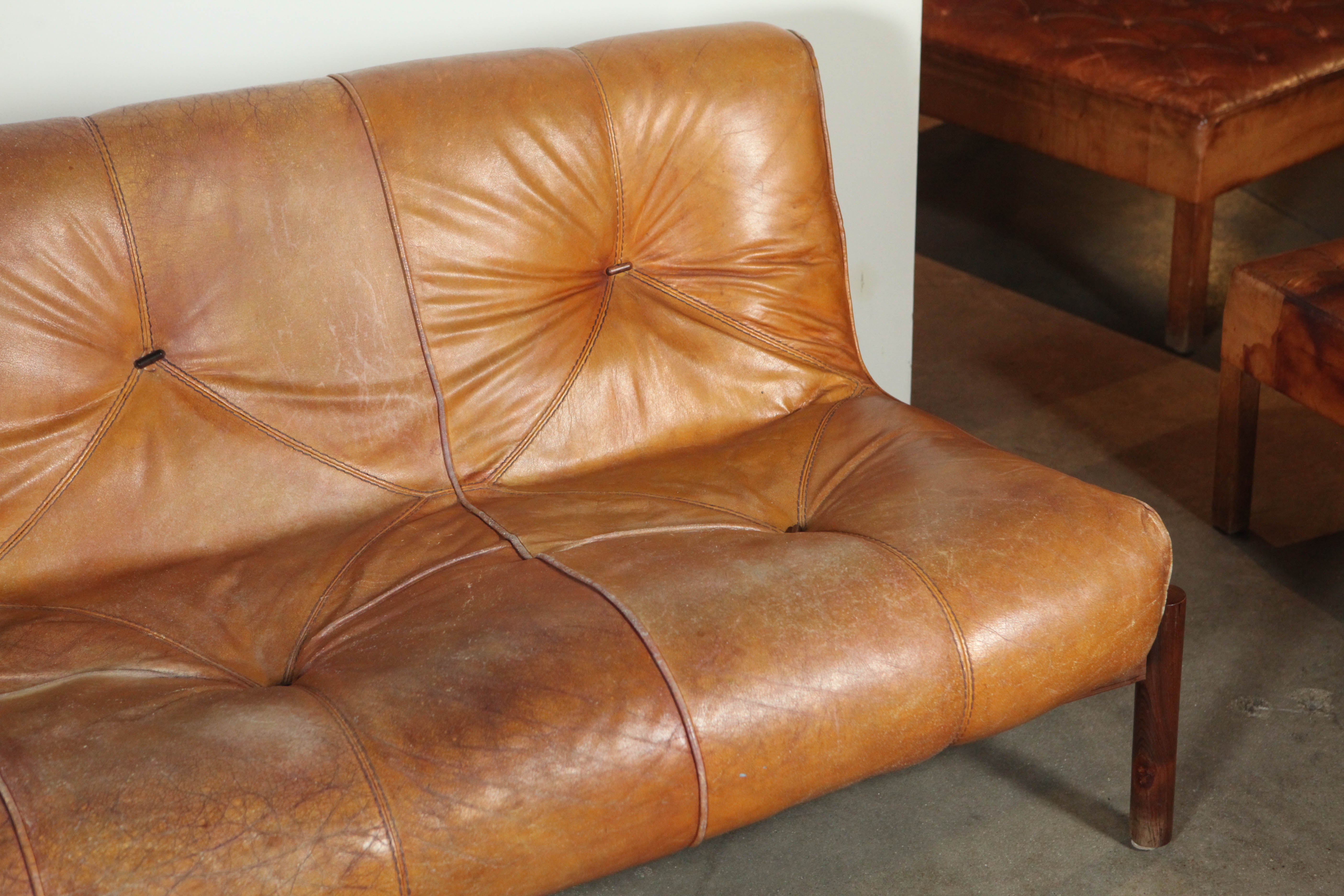 Danish Sofa In Good Condition For Sale In Los Angeles, CA