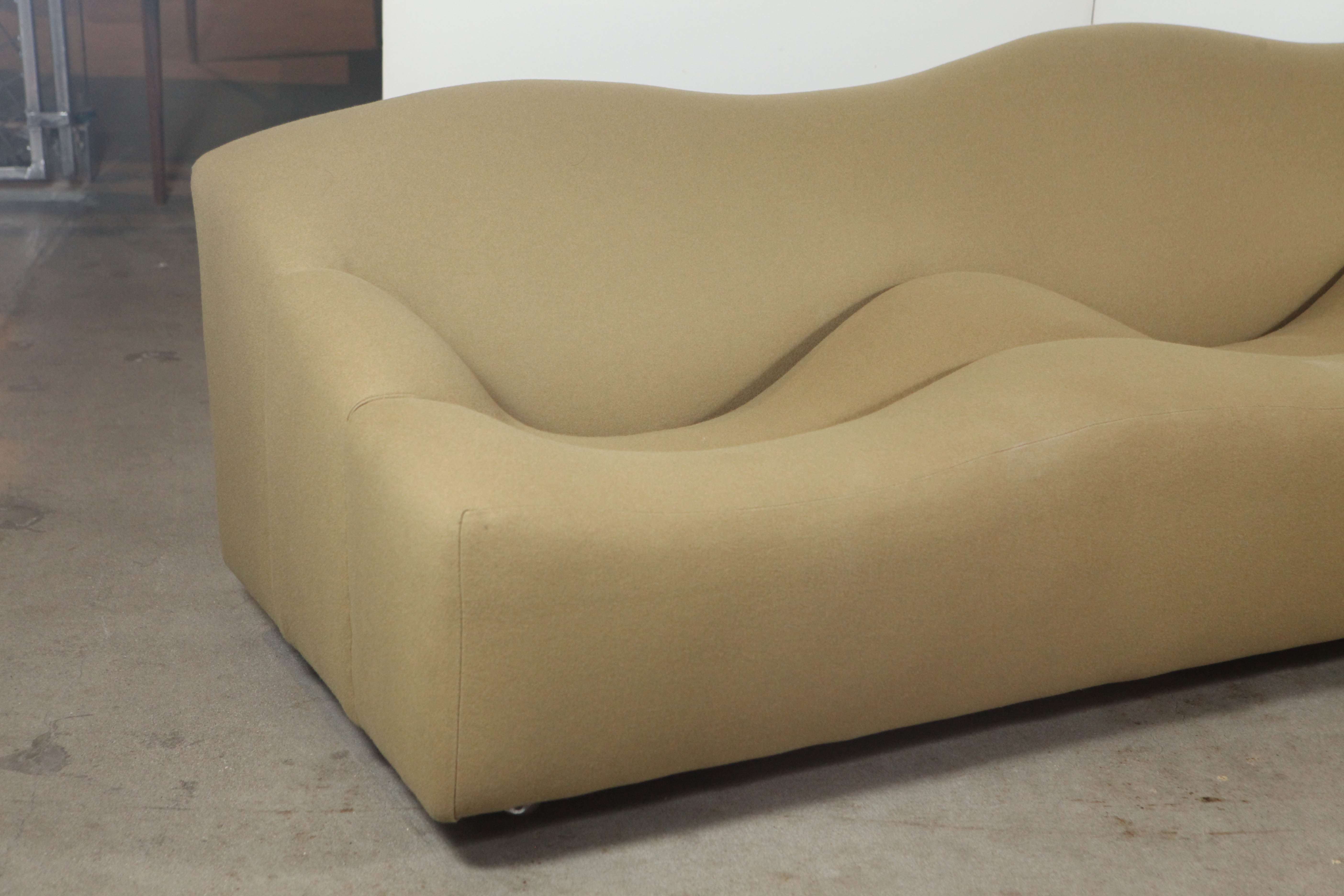 Pierre Paulin 'ABCD' Sofa In Excellent Condition In Los Angeles, CA