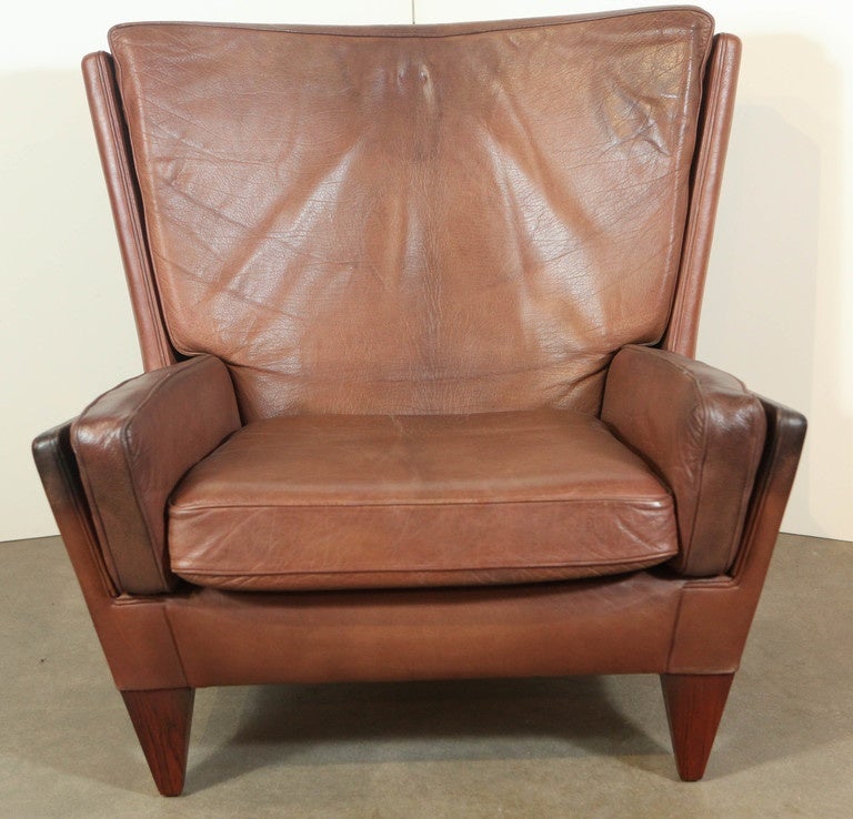 Illum Wikkeiso Brown Leather Armchair and Ottoman In Good Condition In Los Angeles, CA