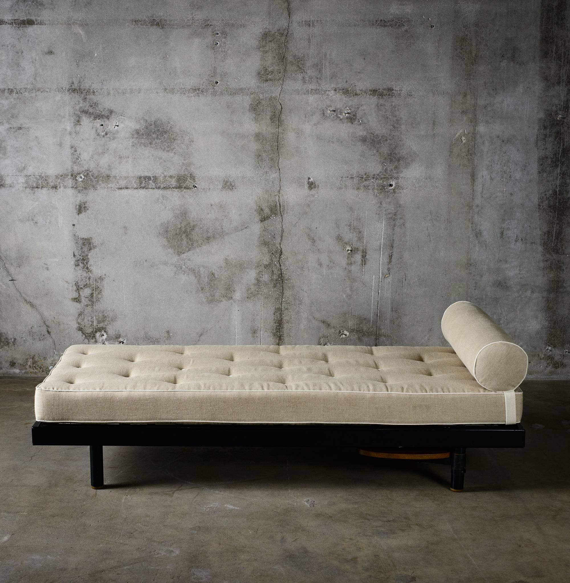 jean prouve daybed