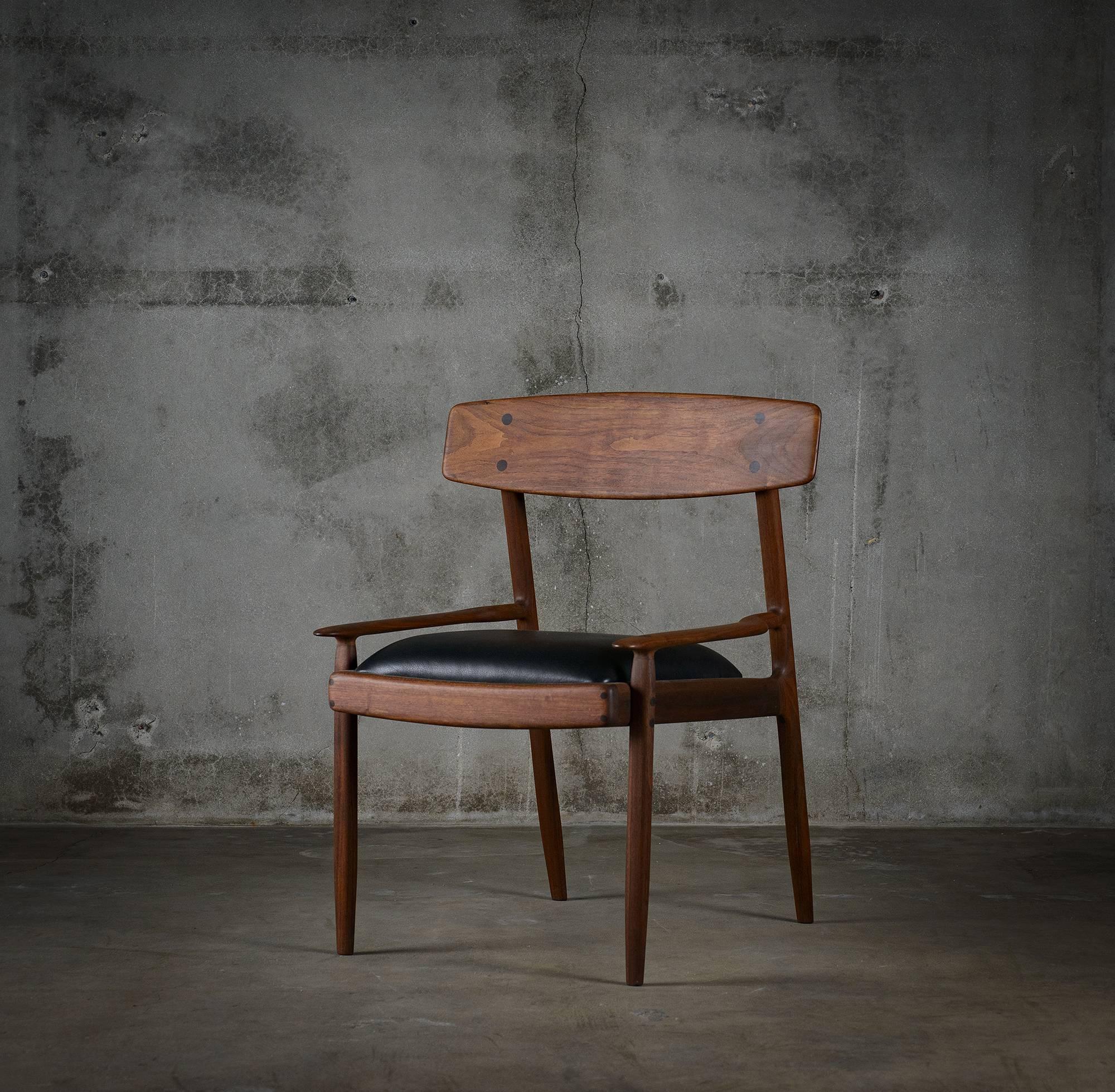 Fauteuil bas John Nyquist, prototype de 1959.