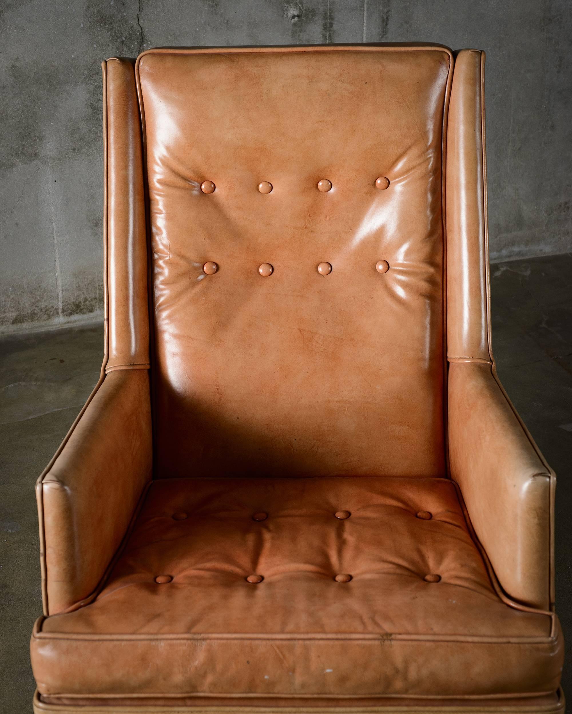 T.H. Robsjohn Gibbings Lounge Chair In Distressed Condition In Los Angeles, CA