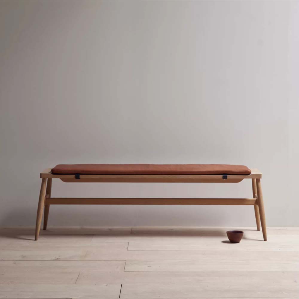 Imo Bench in Oak and Leather Tan Pad For Sale