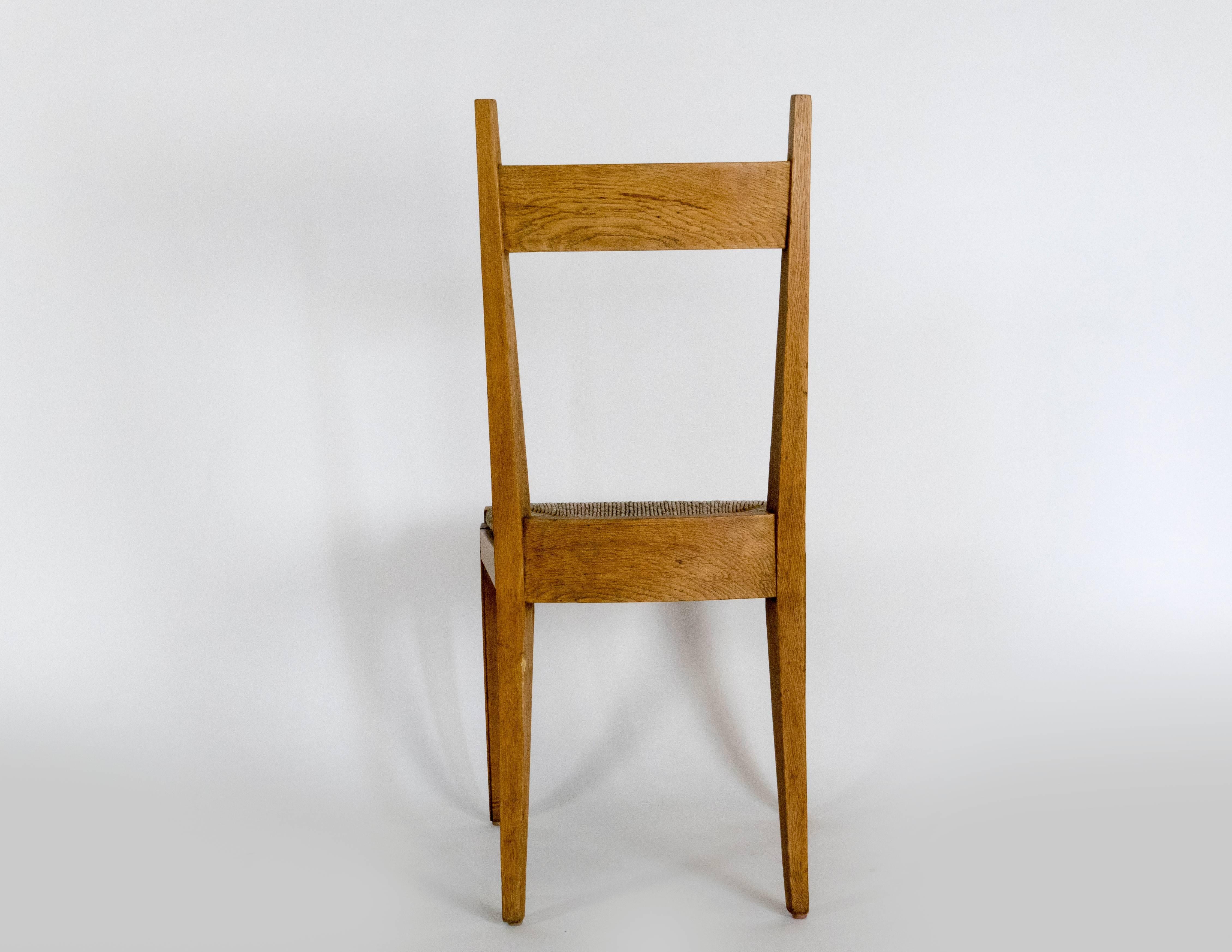 Seat of Six Oak Dining Chairs In Good Condition In Los Angeles, CA