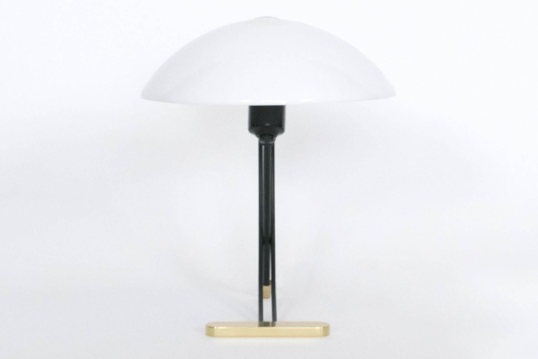 Jasmin-Tischlampe von Bourgeois Boheme Atelier (amerikanisch) im Angebot