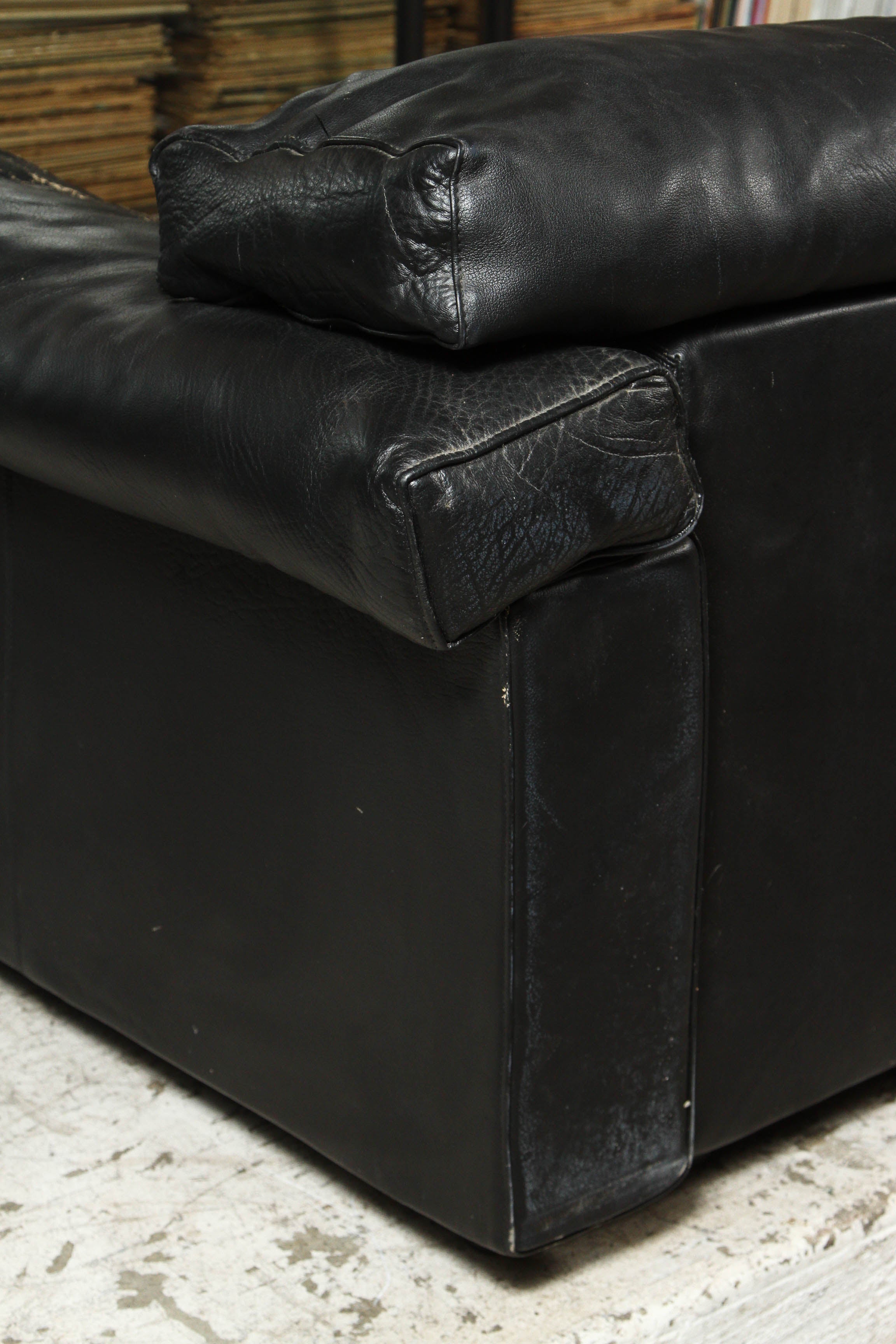 Mid-Century Modern Afra and Tobia Scarpa Erasmo Sofa For Sale