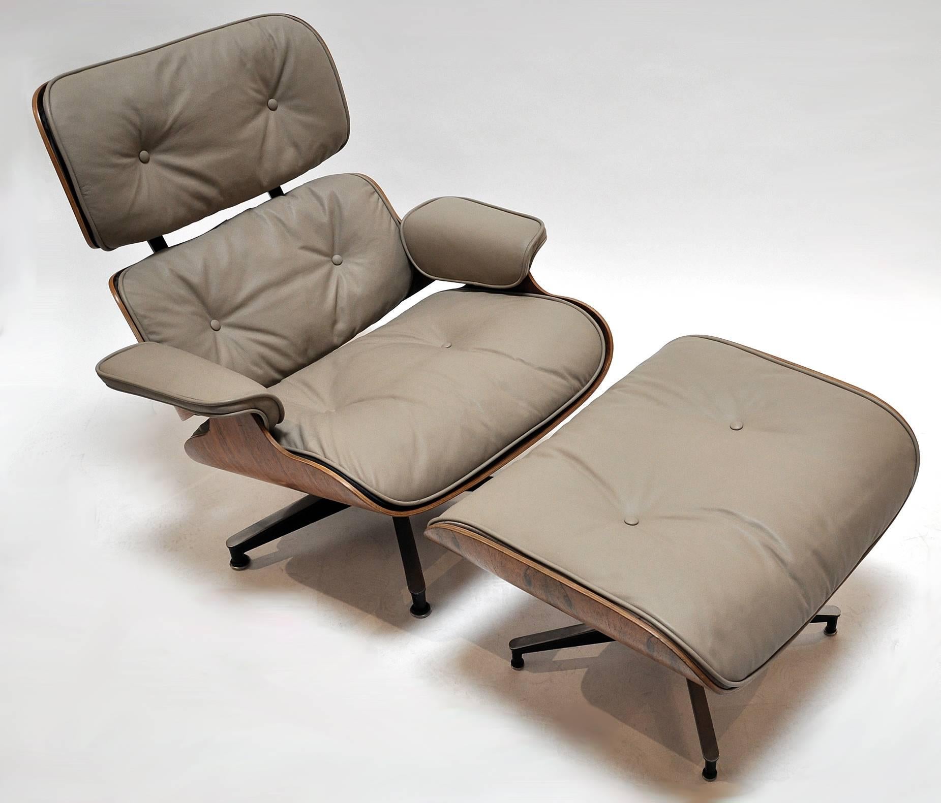 American Eames Lounge Chair and Ottoman, Herman Miller