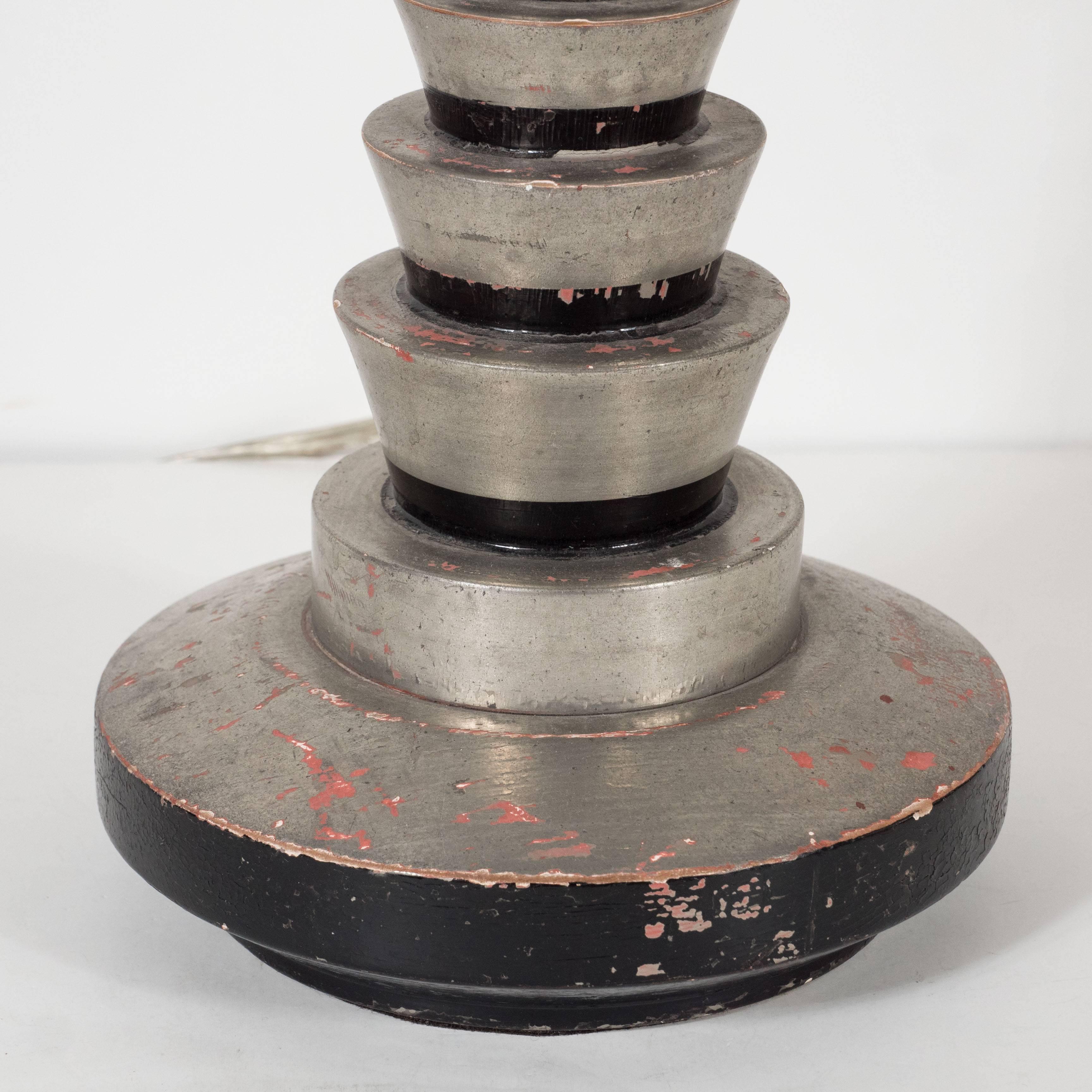 Mid-20th Century Silver and Black Painted Stepped Wooden Art Deco Lamp For Sale
