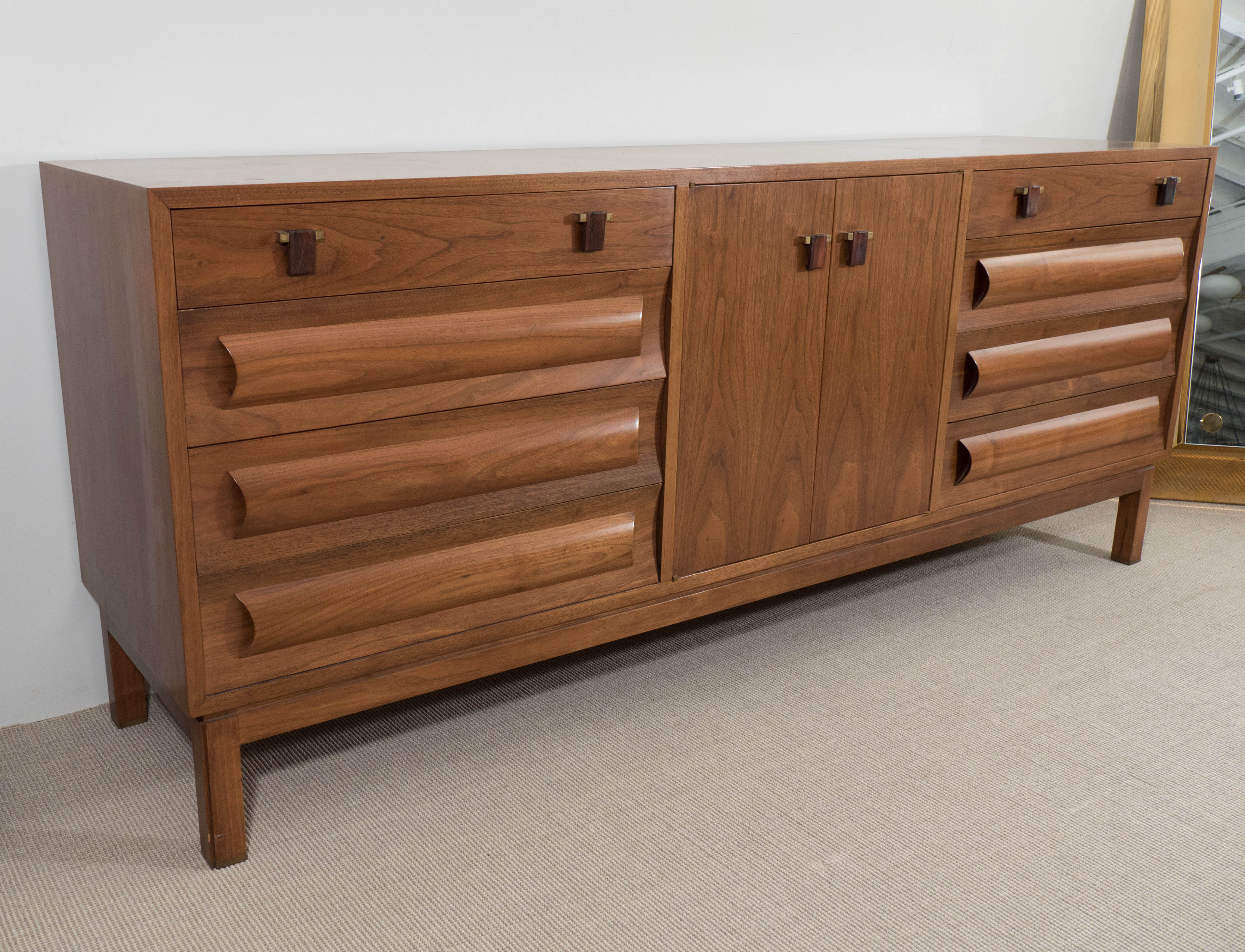 Edward Wormley Dunbar Sideboard, Drawers and Doors with Shelves, circa 1958 In Excellent Condition For Sale In New York, NY