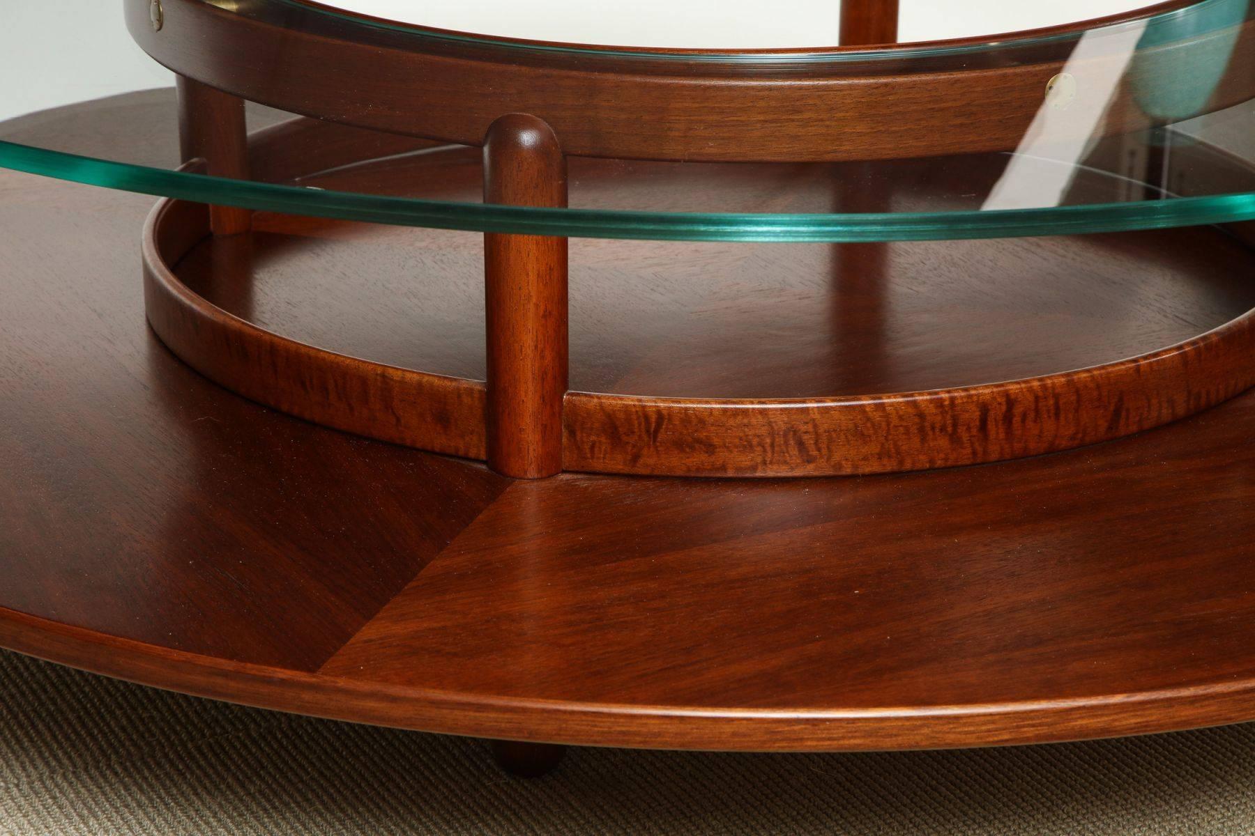 Mid-17th Century Rosewood and Glass Low Table by Giafranco Frattini for Cassina, Italy For Sale