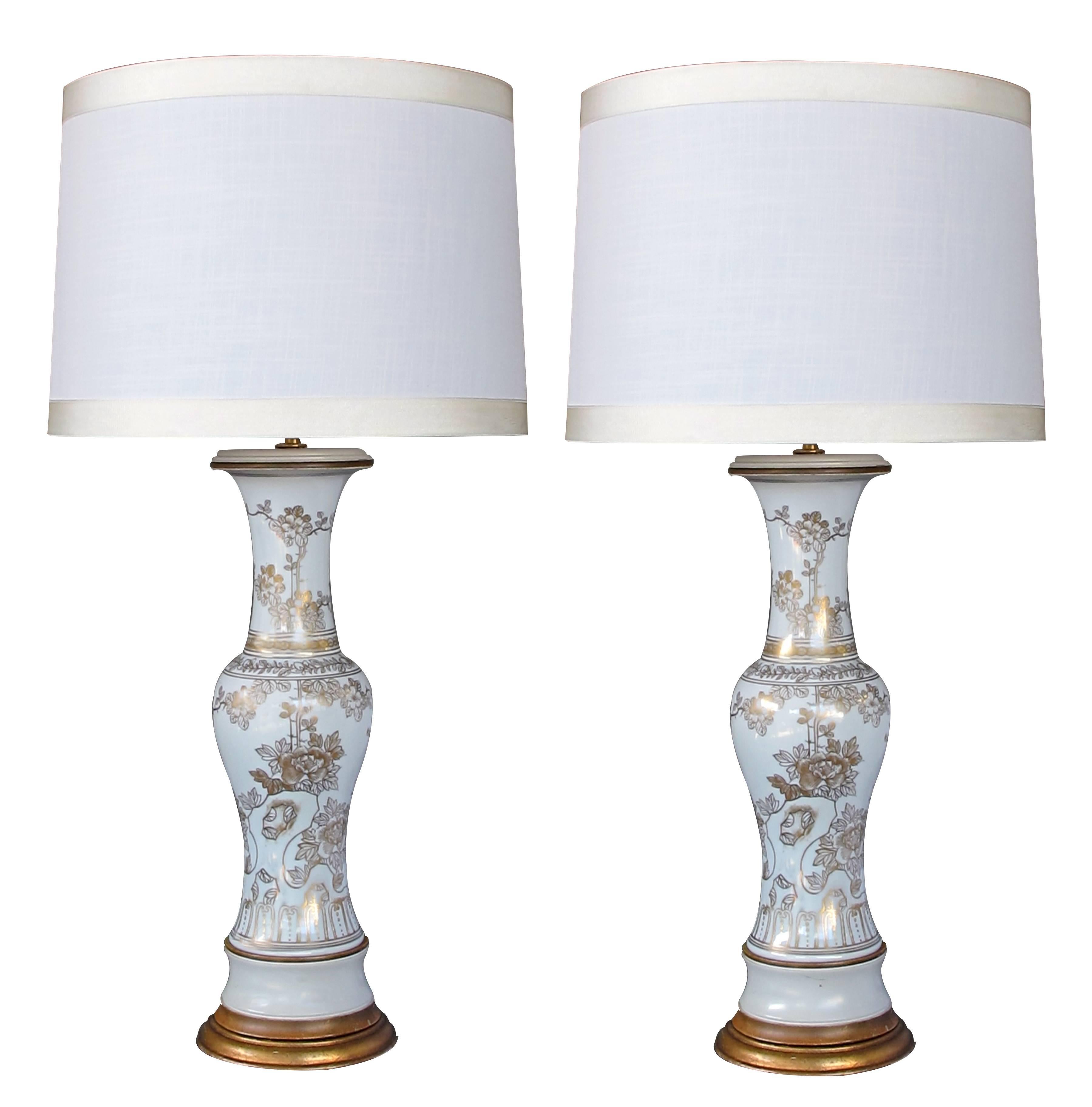Elegant Pair of 19th Century Chinese Baluster-Form Porcelain Vases Now Lamps For Sale