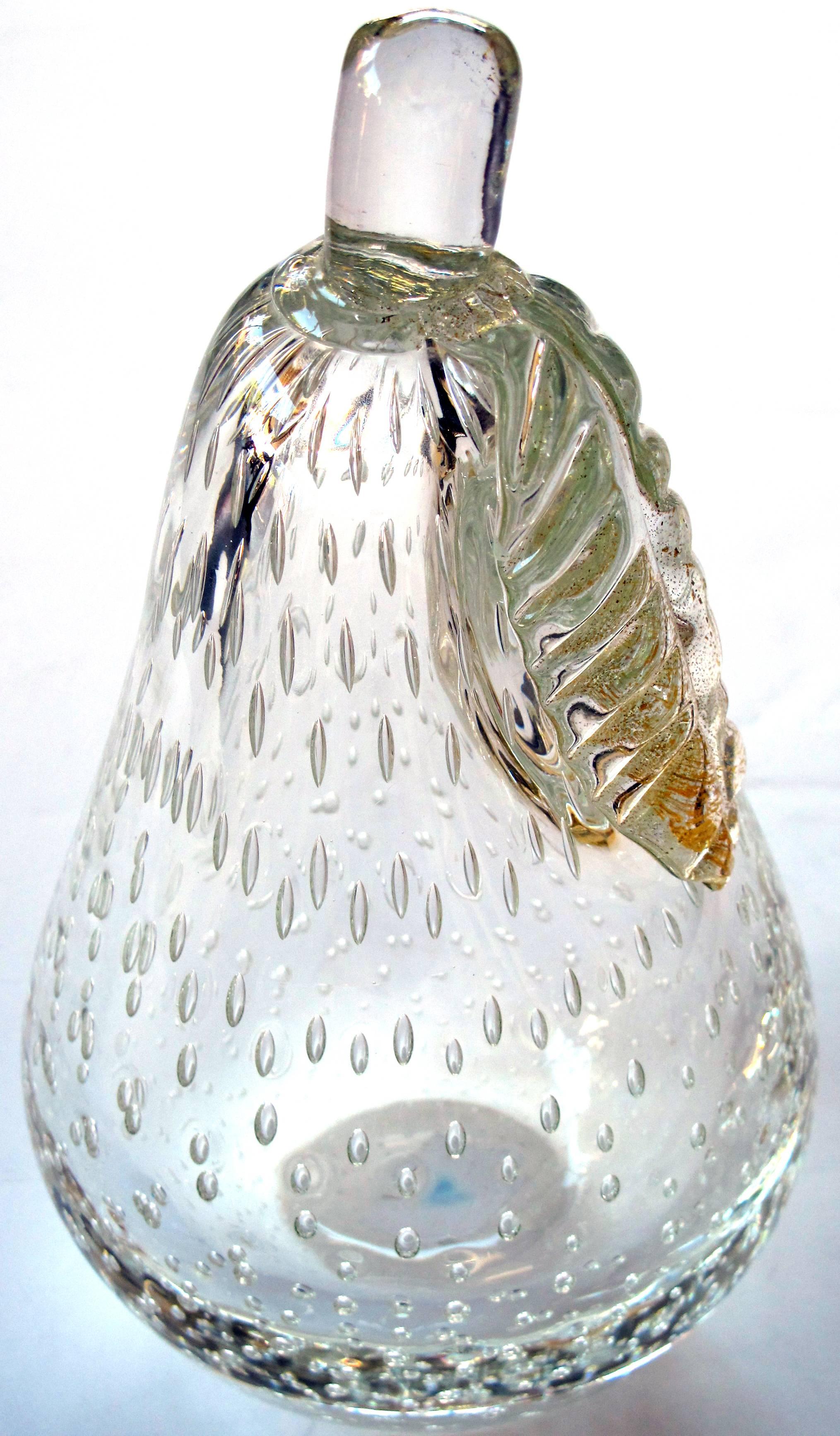 Mid-Century Modern Beautifully Crafted Murano 1950s Clear Glass Apple and Pear, Barbini Sommerso