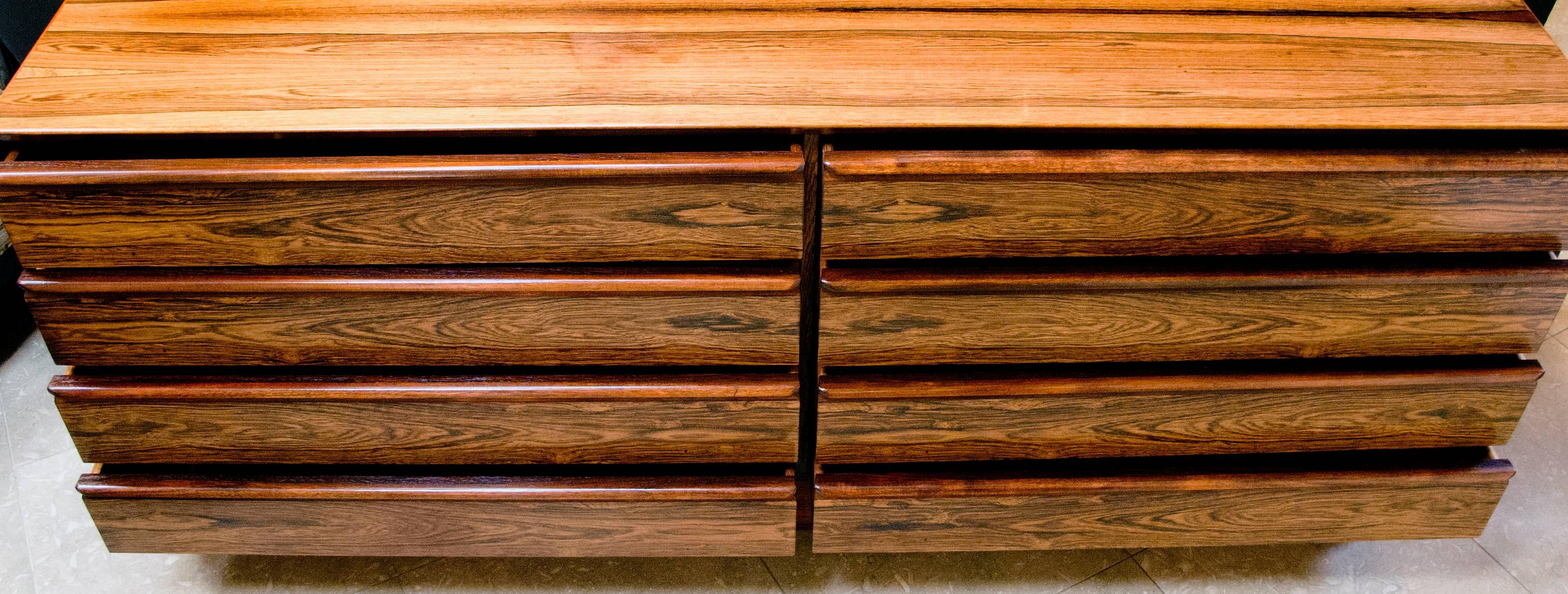 Modern Sophisticated Norwegian 1960s Rosewood Eight-Drawer Chest by Westnofa of Norway