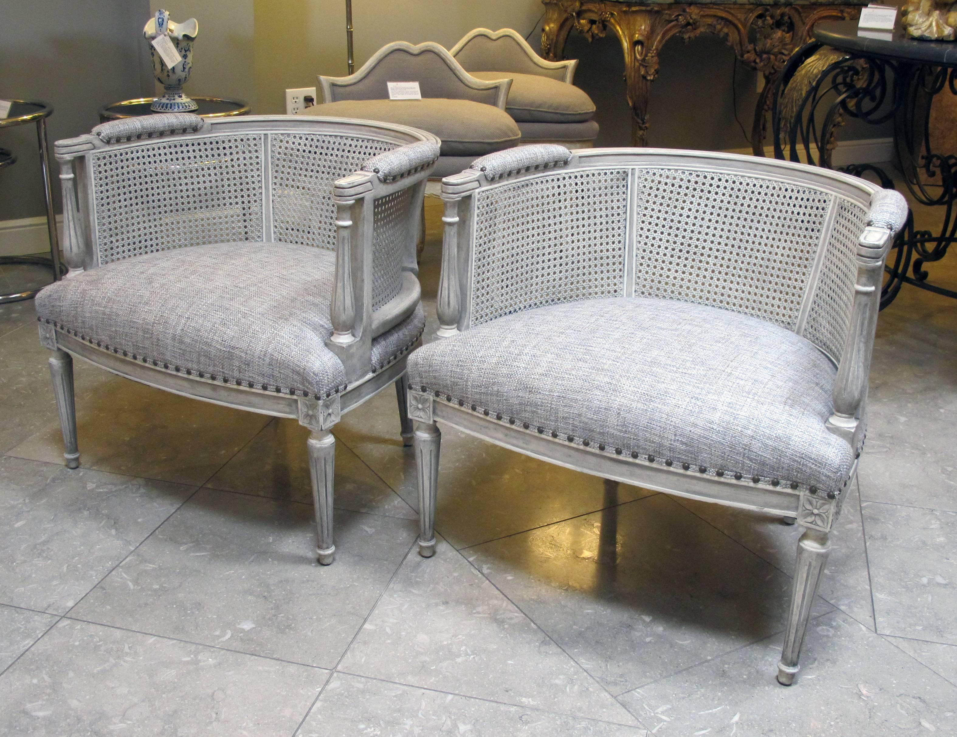 Mid-20th Century Stylish Pair of Hollywood Regency 1960s Painted Barrel-Back Chairs