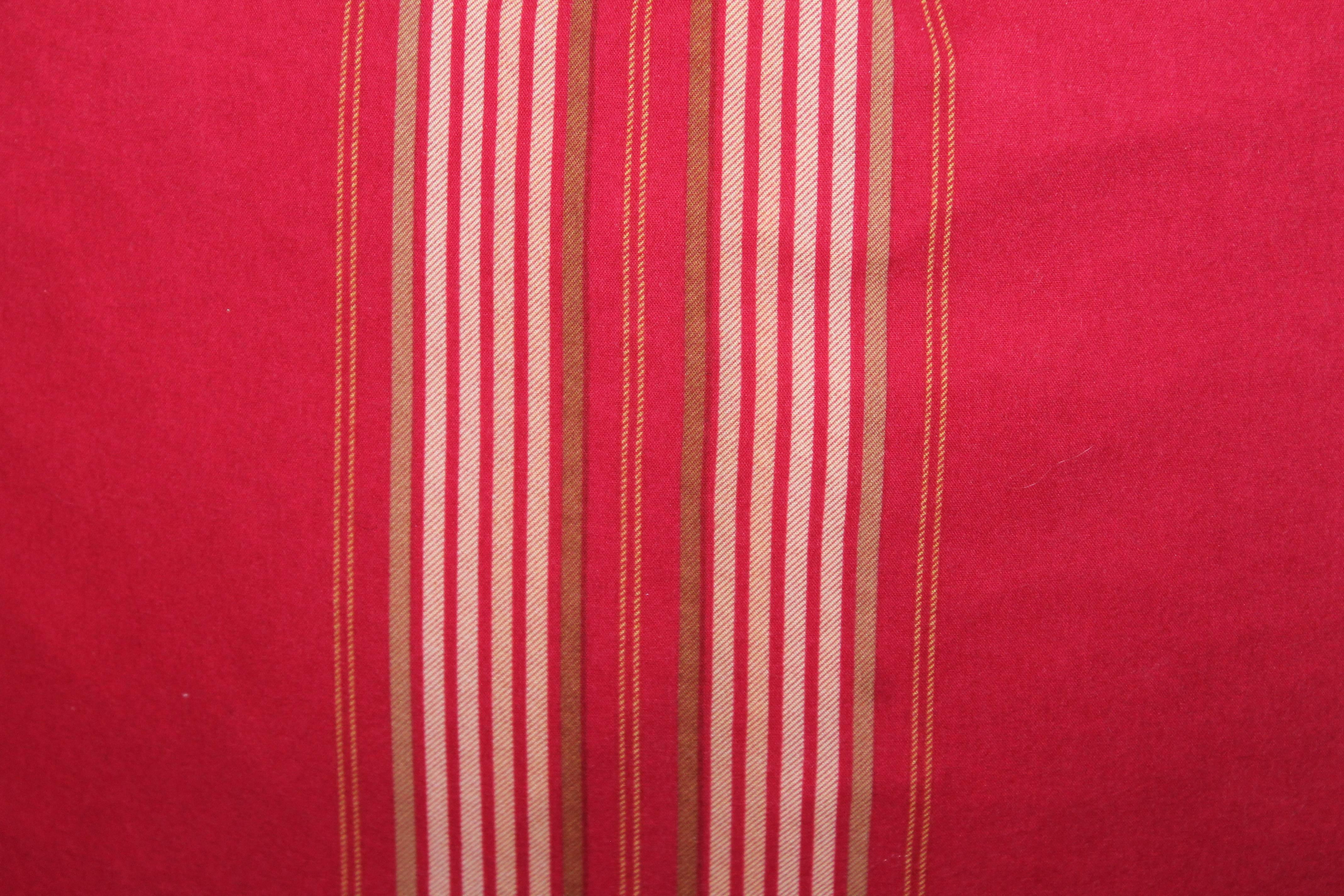 Rote gestreifte Inlett-Kissen aus dem 19. Jahrhundert, Paar (Land) im Angebot