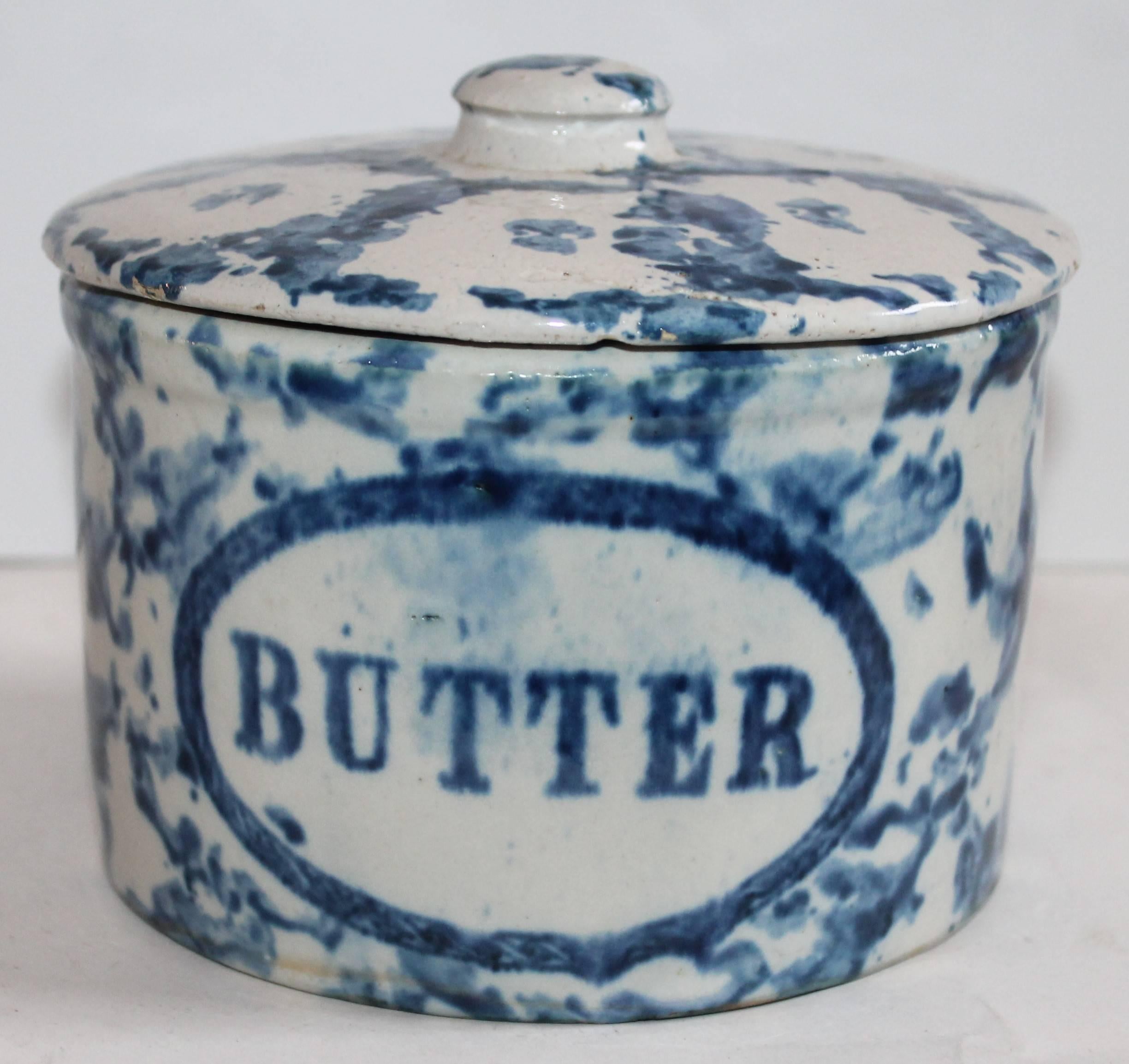 Glazed Collection of Three 19th Century Sponge Ware Pottery Butter Crocks For Sale