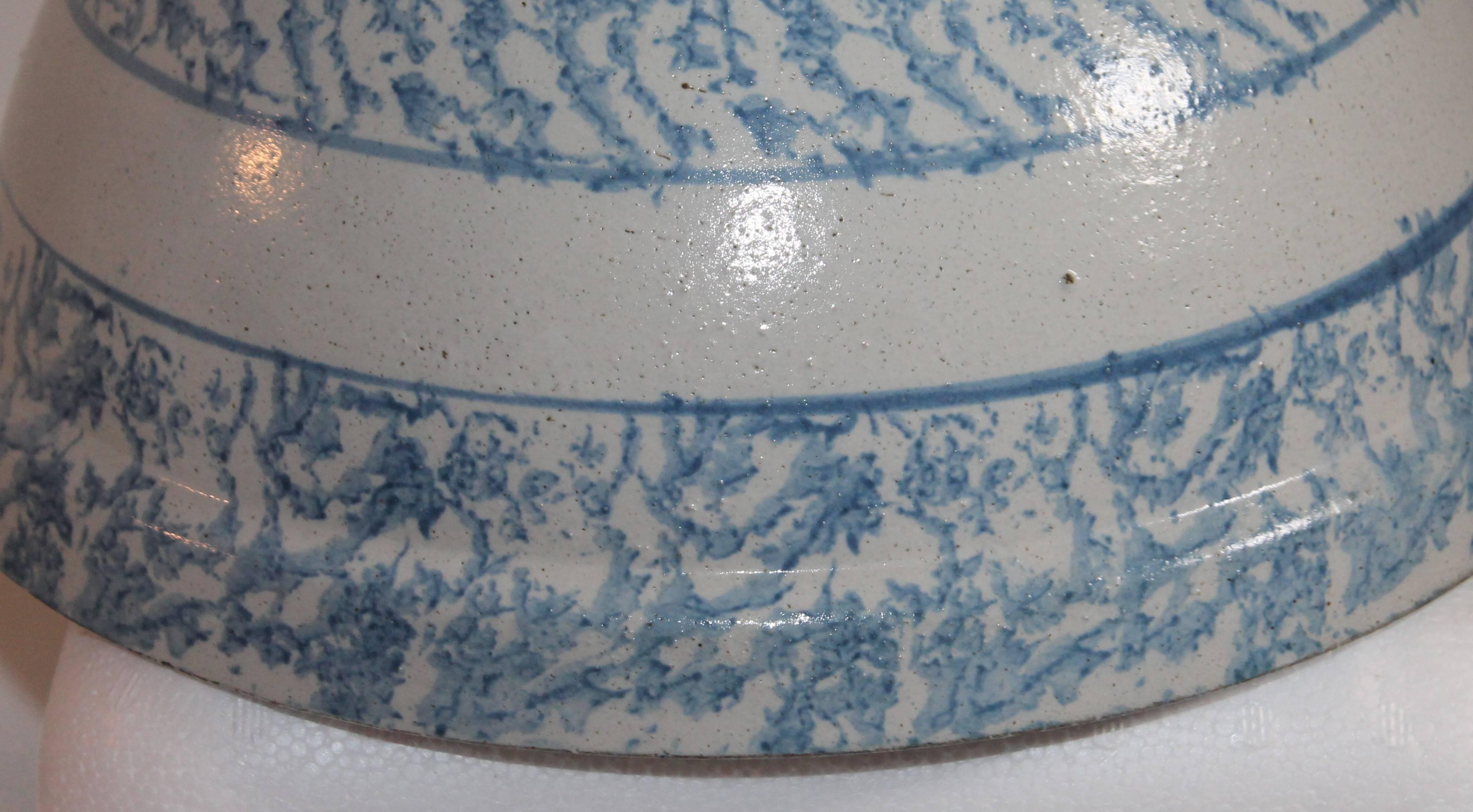 19th C Sponge Ware Giant Mixing Bowl In Excellent Condition For Sale In Los Angeles, CA
