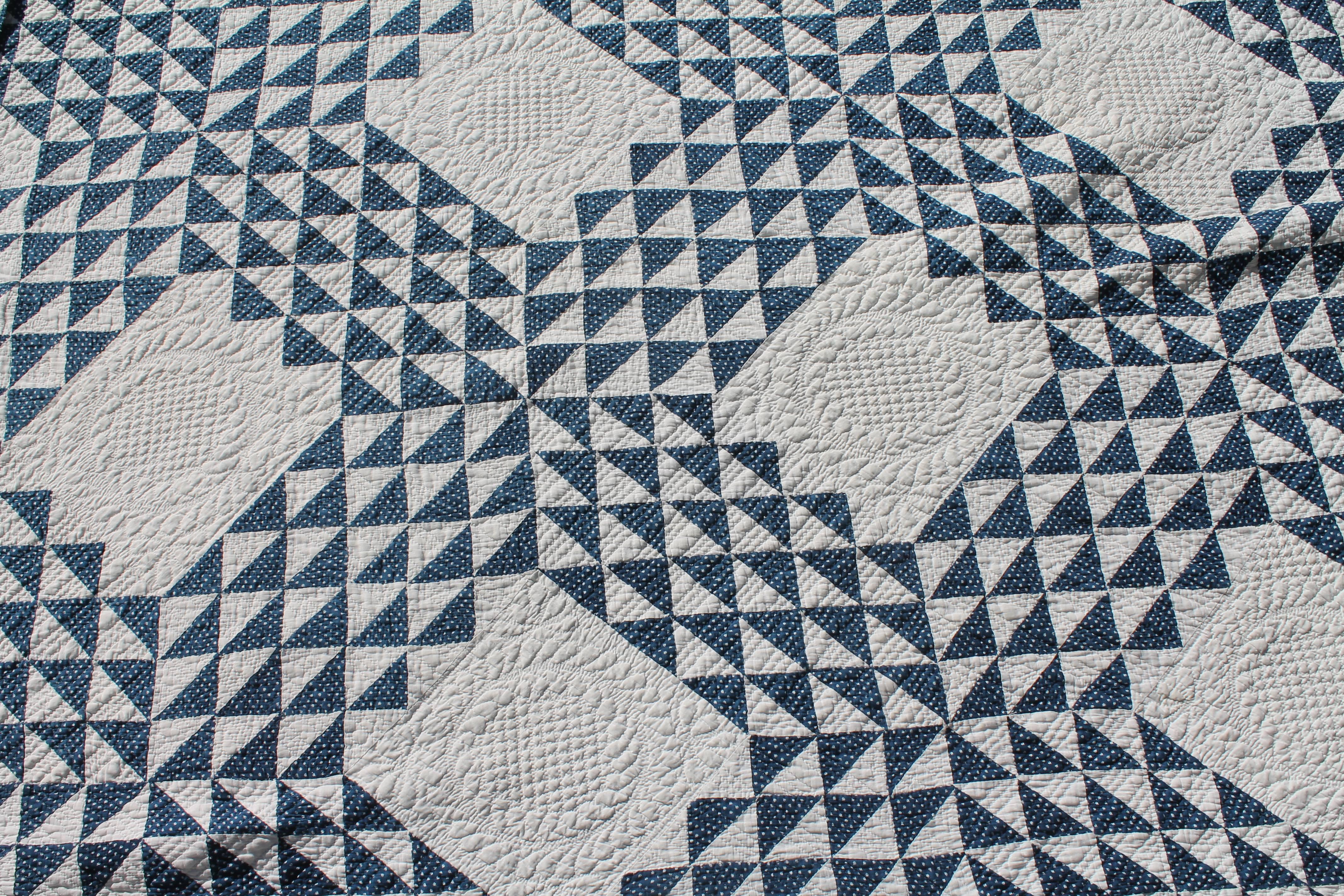 Country Vintage Quilt Blue and White Ocean Waves