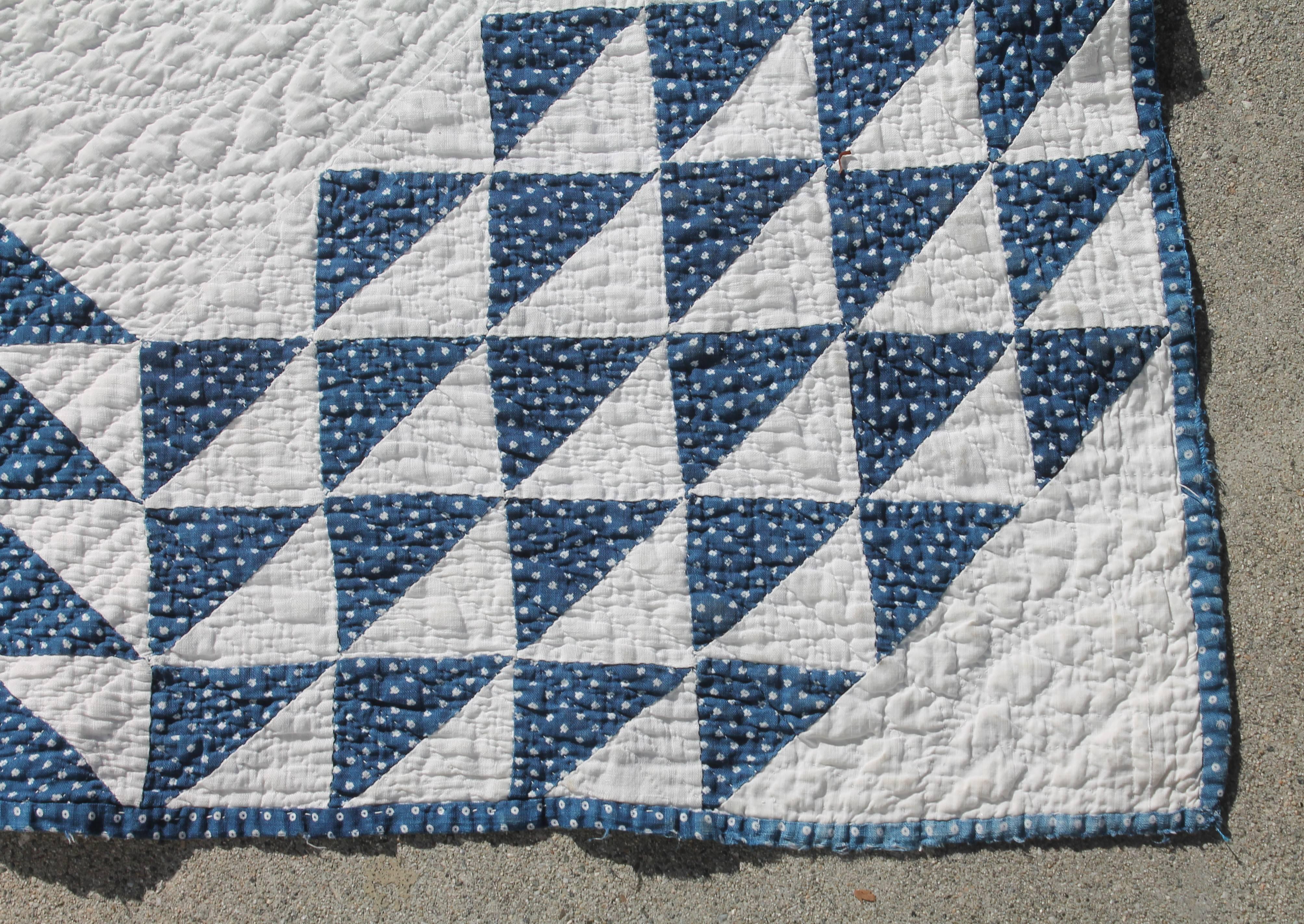 Vintage Quilt Blue and White Ocean Waves In Excellent Condition In Los Angeles, CA