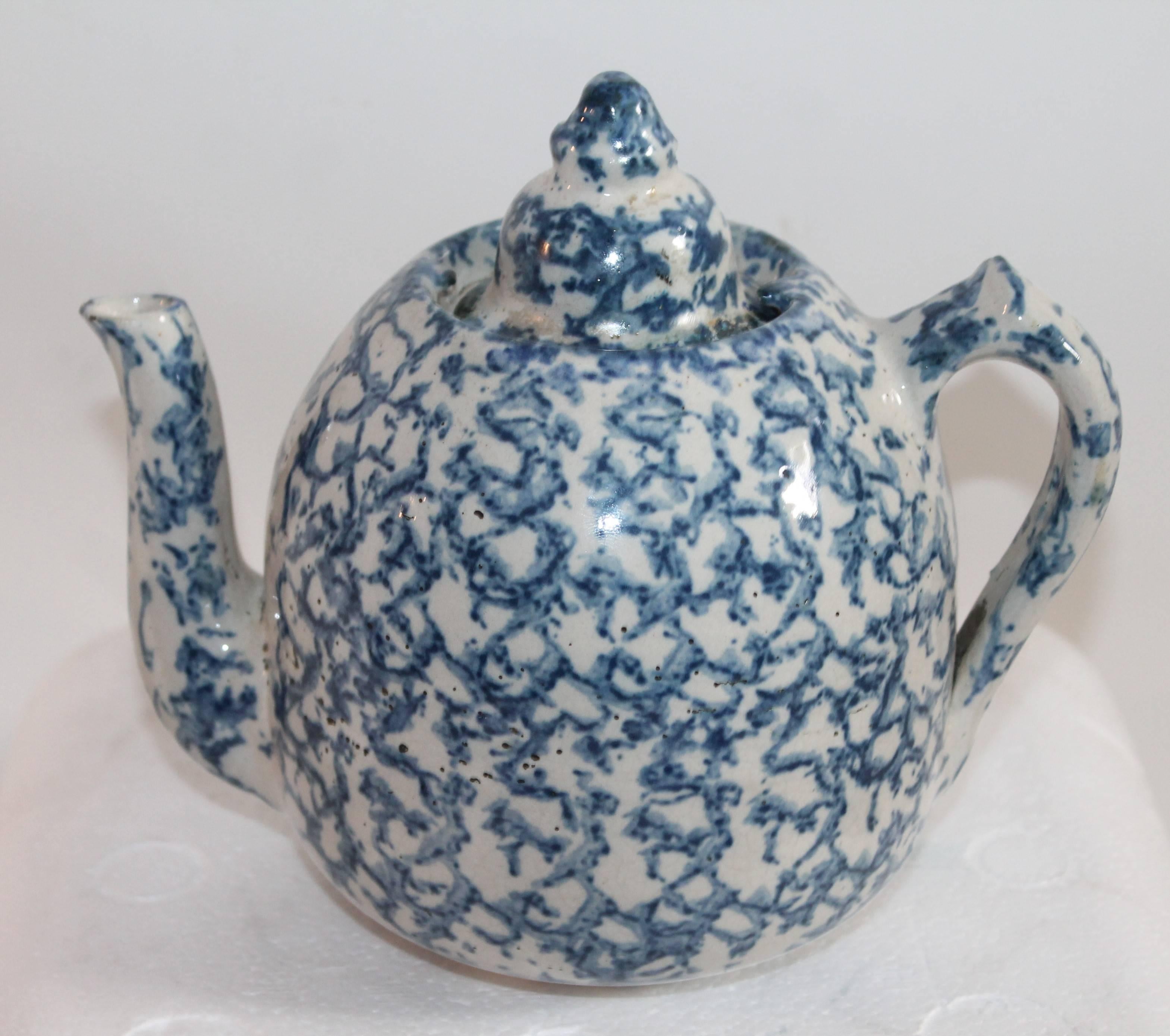 Country 19th Century Sponge Ware Teapot with Lid, Very Rare For Sale