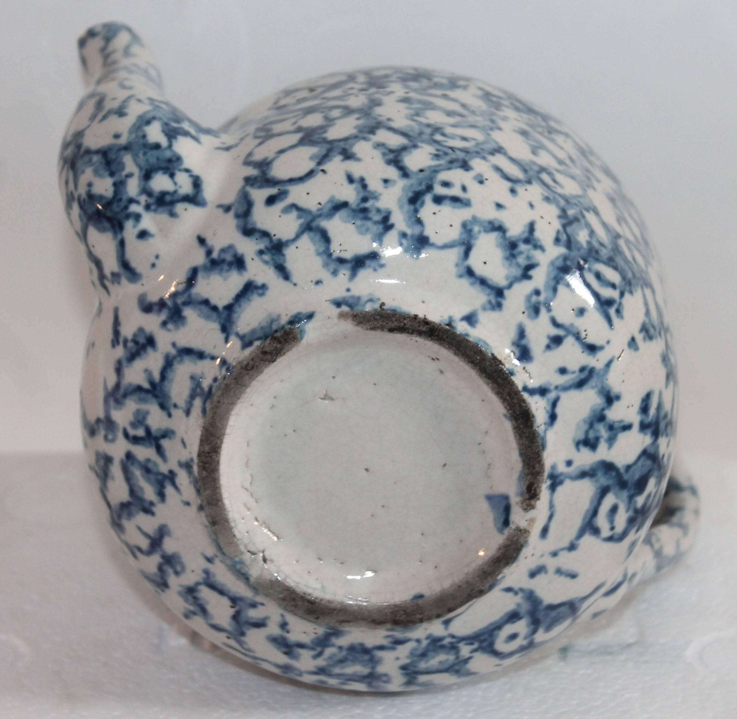 Pottery 19th Century Sponge Ware Teapot with Lid, Very Rare For Sale