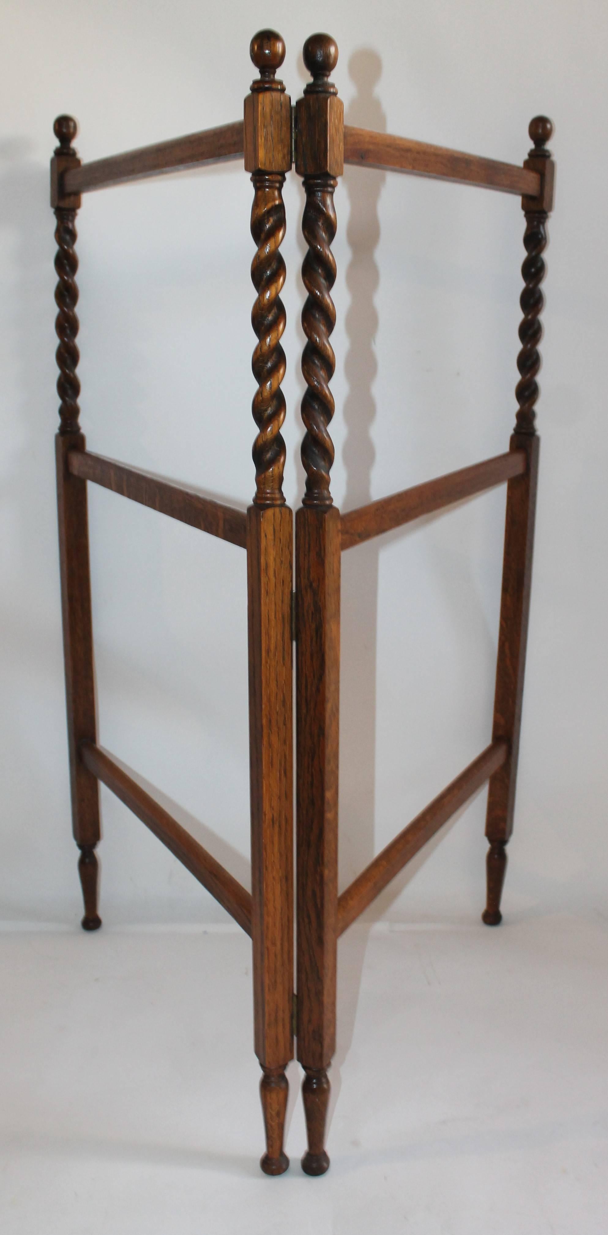 American 19th Century Oak Quilt Rack in Barley Twist Form