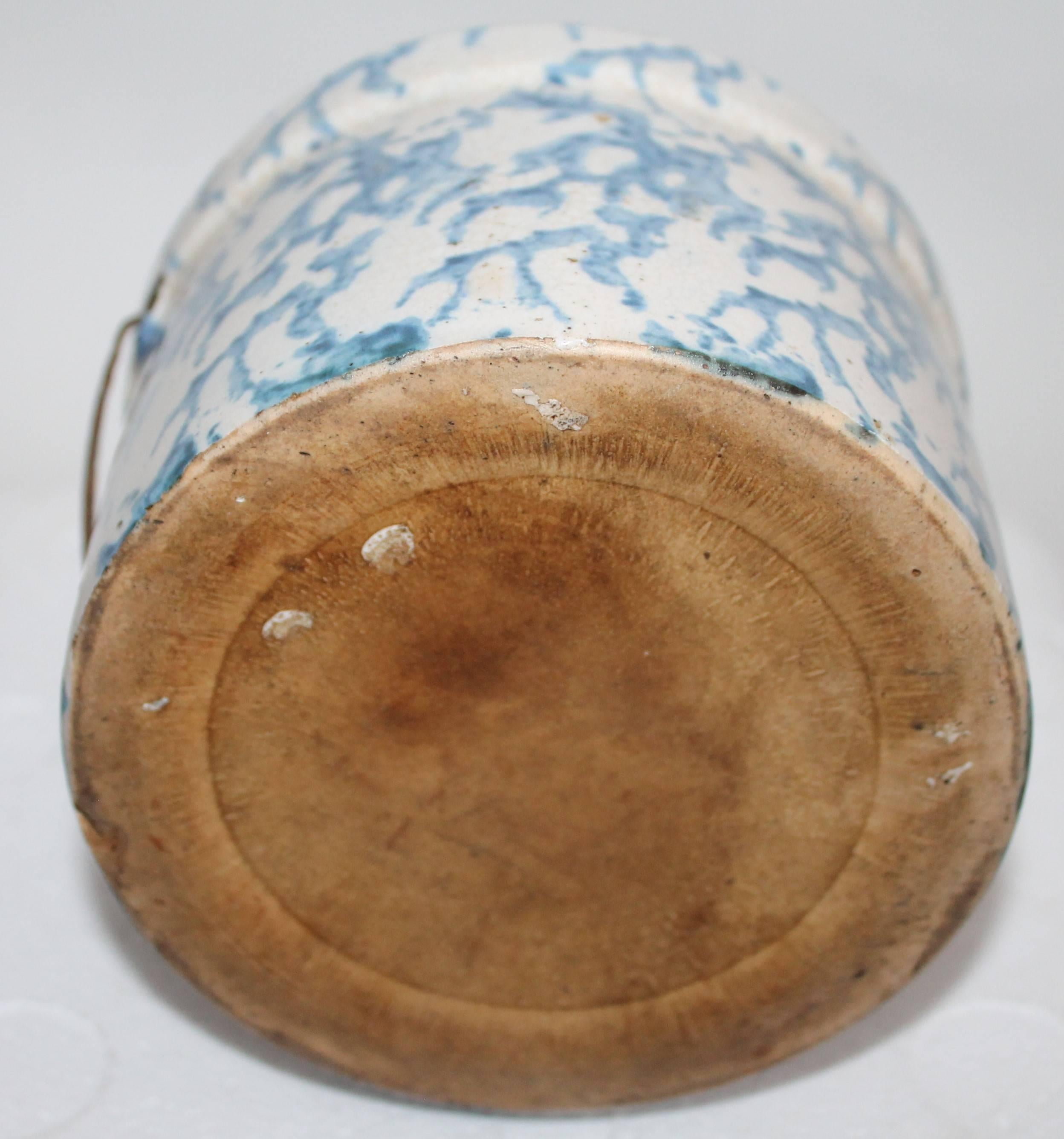 American 19th Century Spongeware Salt Crock with Bail Handle For Sale