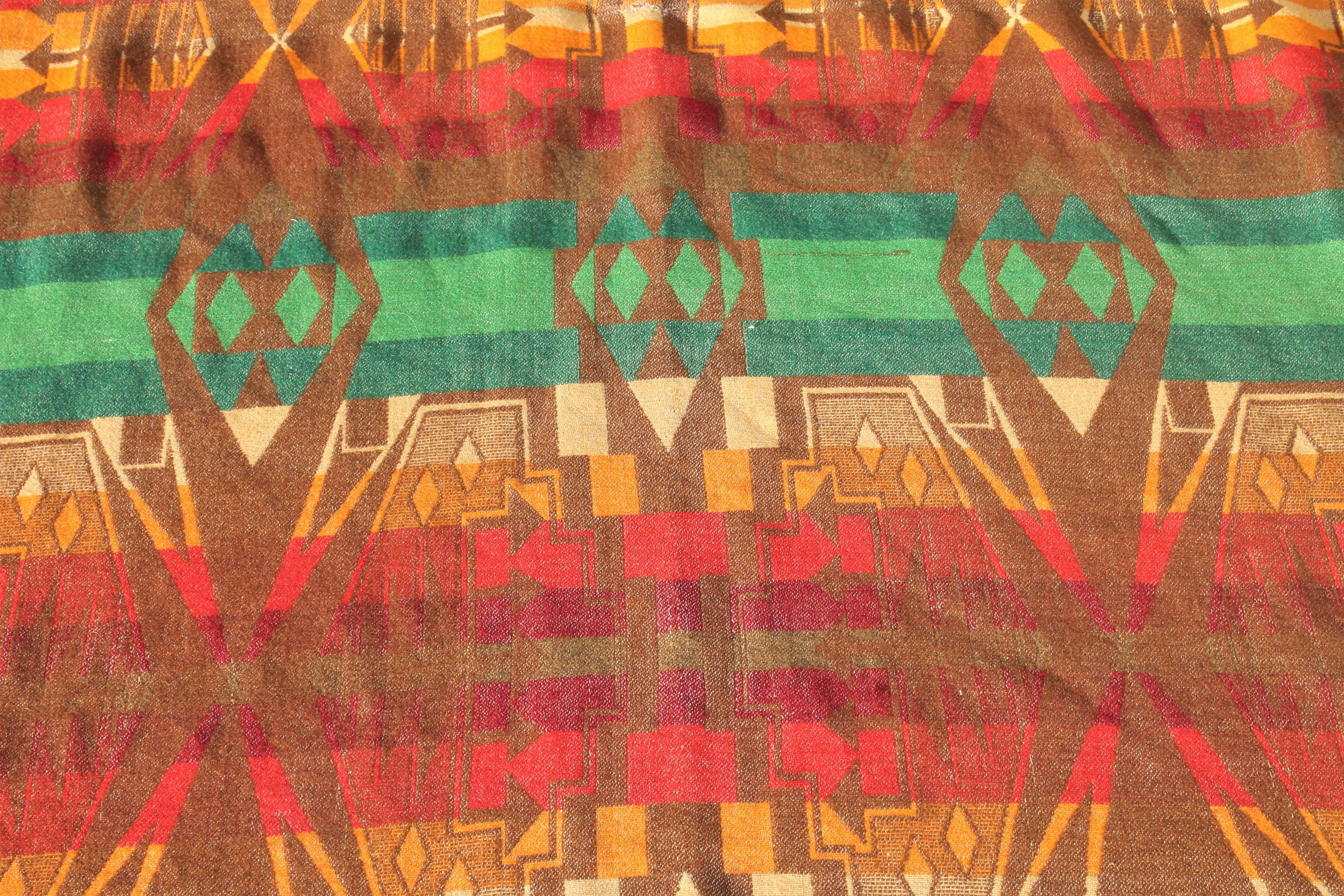 Pendleton Indian Design Trade Blanket / Cayuse In Good Condition In Los Angeles, CA