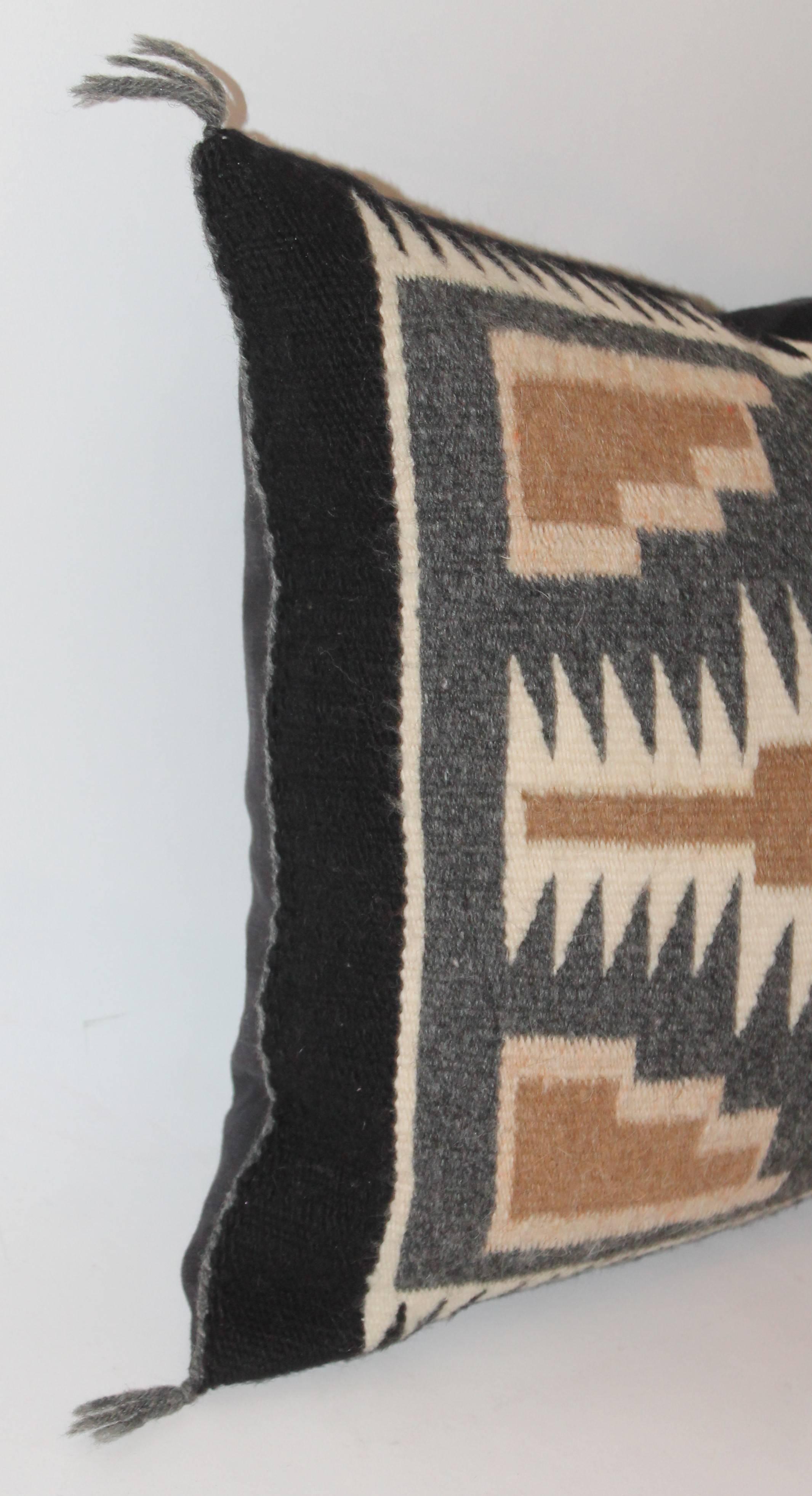 Adirondack Navajo Indian Weaving Two Grey Hills Pillow