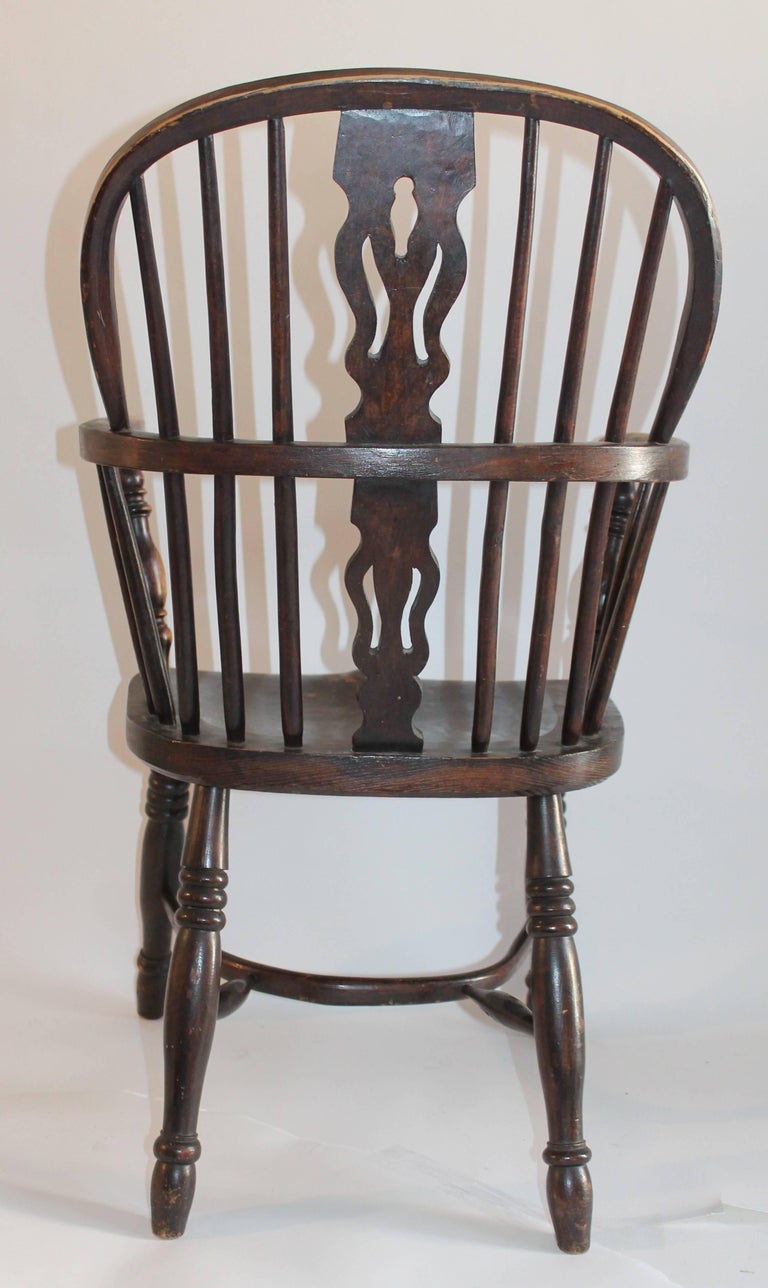 19th Century Barrel Back Windsor Chair at 1stdibs