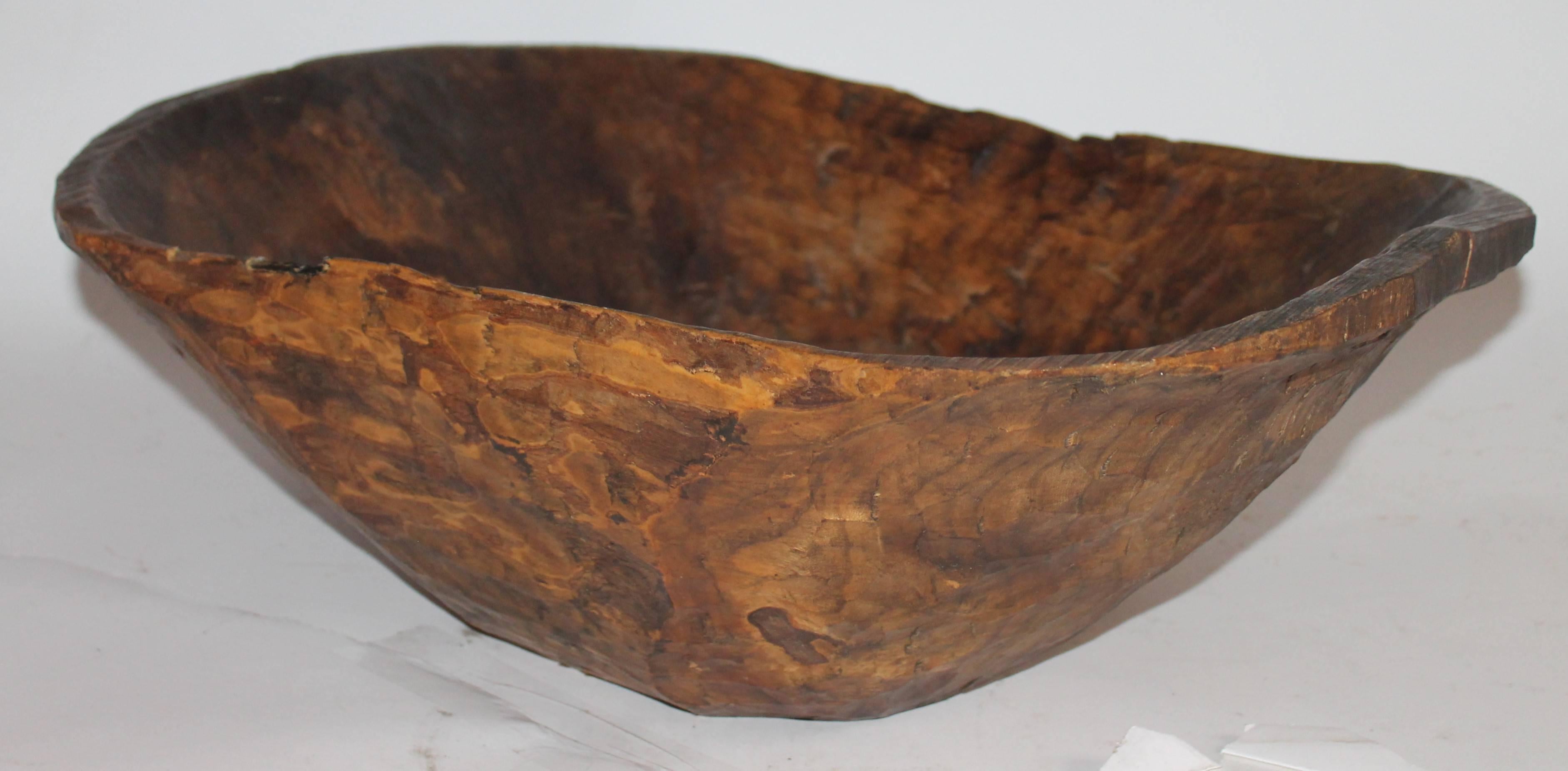 18th Century Hand-Carved American Wood Bowl 2