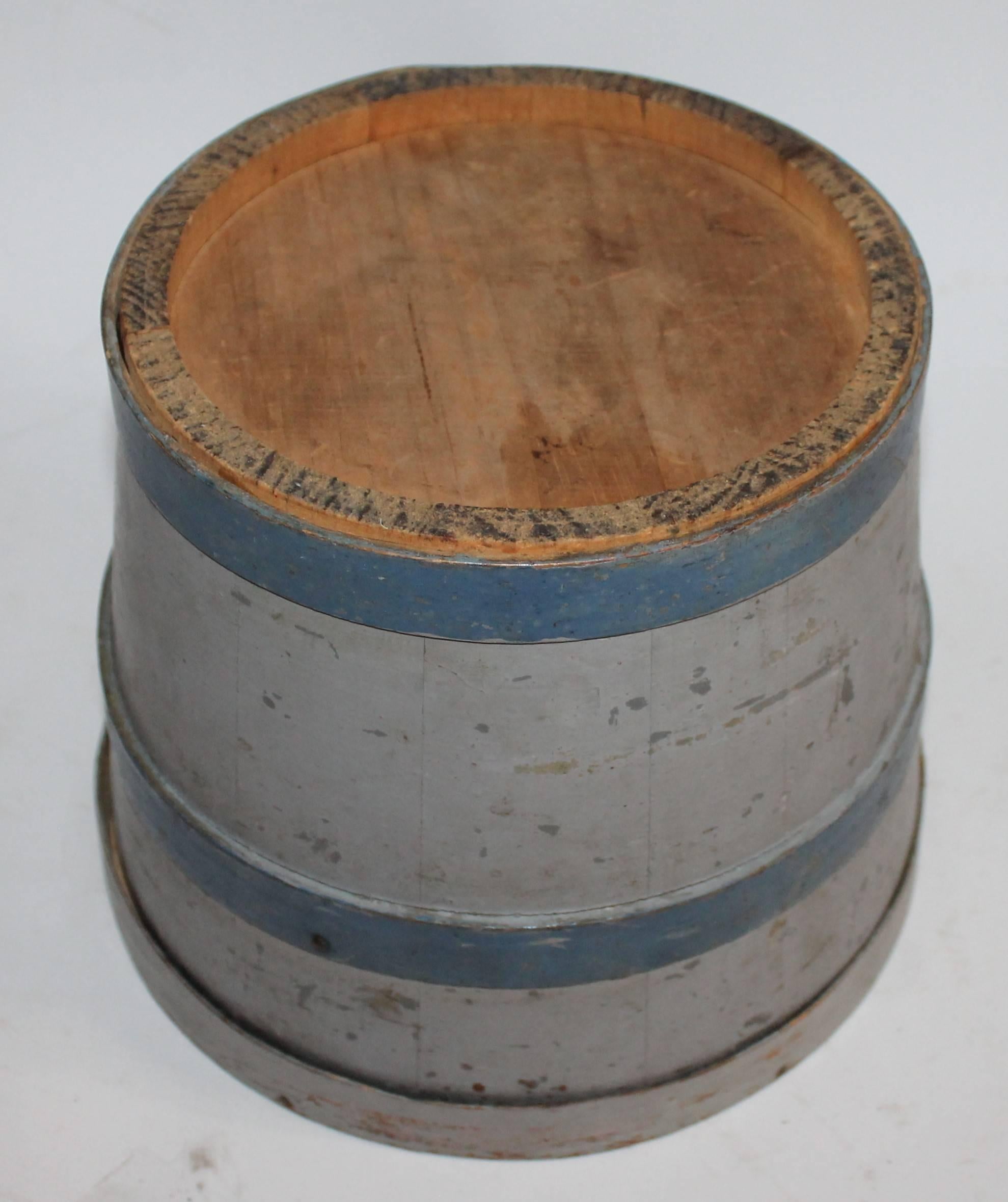 American 19th Century Original Painted Lard Bucket For Sale
