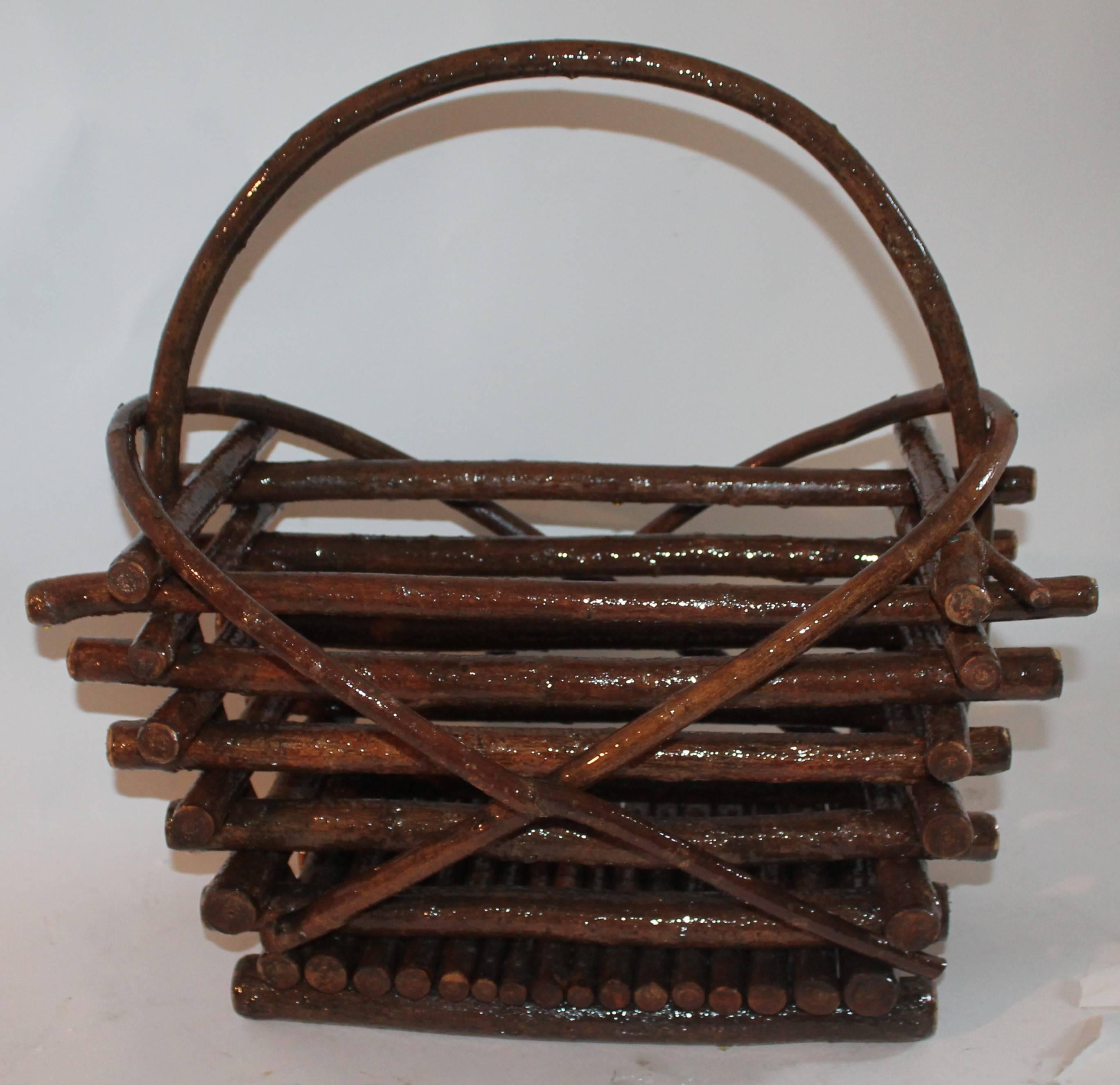 American Willow Handmade Magazine Holder